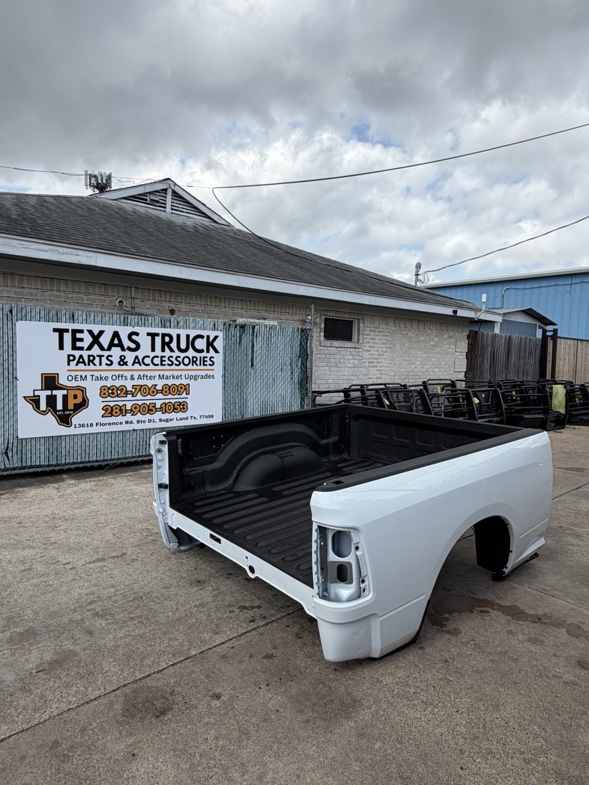 2019-2026 Ram 2500 3500 SHORT Bed 6 FT 4 IN Bright White SRW Factory Take off