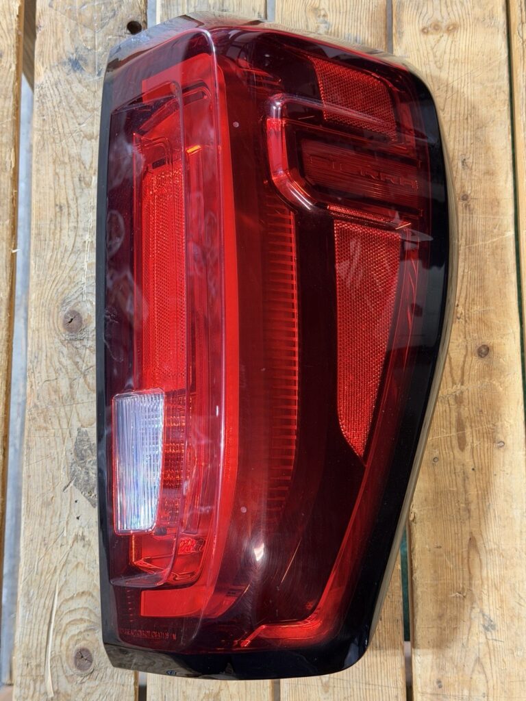 2020-2023 GMC Sierra 2500 3500 LED Tail Light