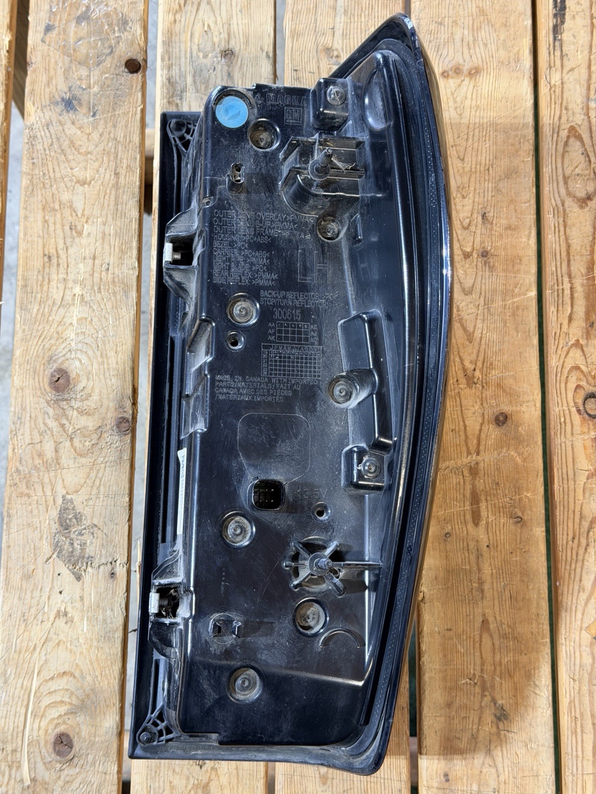 2020-2023 GMC SIERRA 2500 3500 Factory Driver Side LED Tail Light LH - Image 7