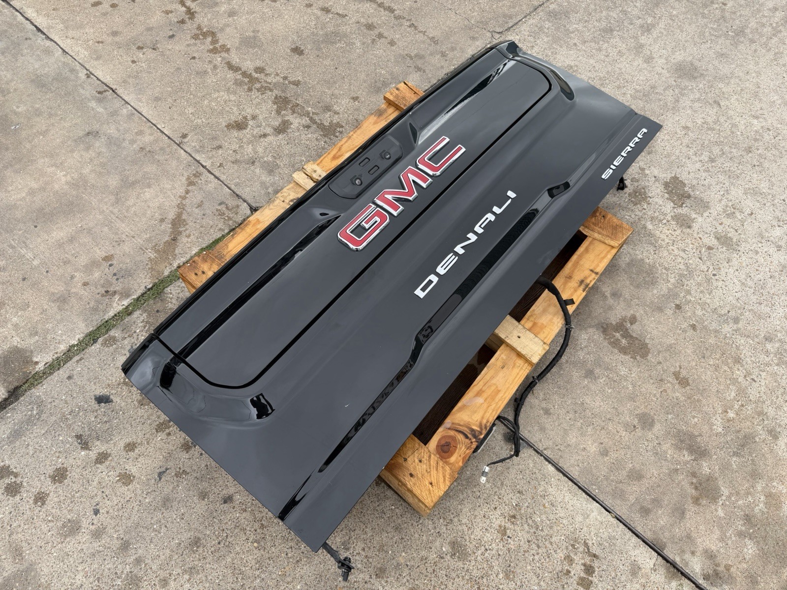 2020-2026 GMC Sierra 2500 3500 Factory Multi Pro Tailgate Black OEM Denali - Image 2