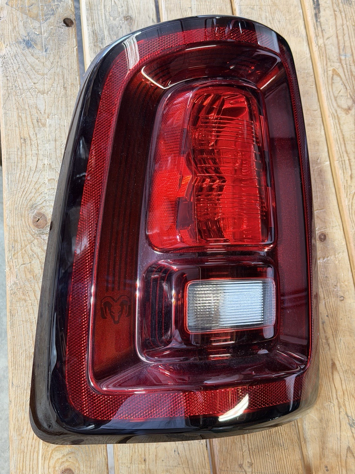 2025-2026 DODGE RAM 2500 3500 Halogen Taillight Drivers Side OEM RH NEW STYLE - Image 5