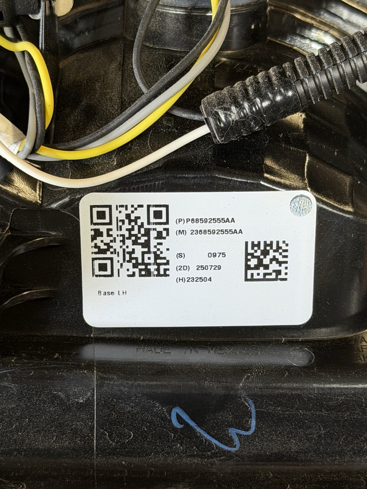 2025-2026 DODGE RAM 2500 3500 Halogen Taillight Drivers Side OEM RH NEW STYLE - Image 6