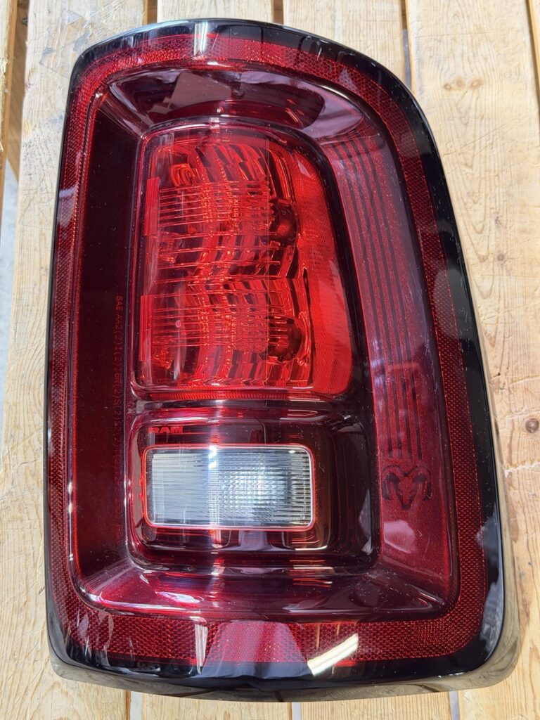 2025-2026 Ram 2500 3500 Taillight
