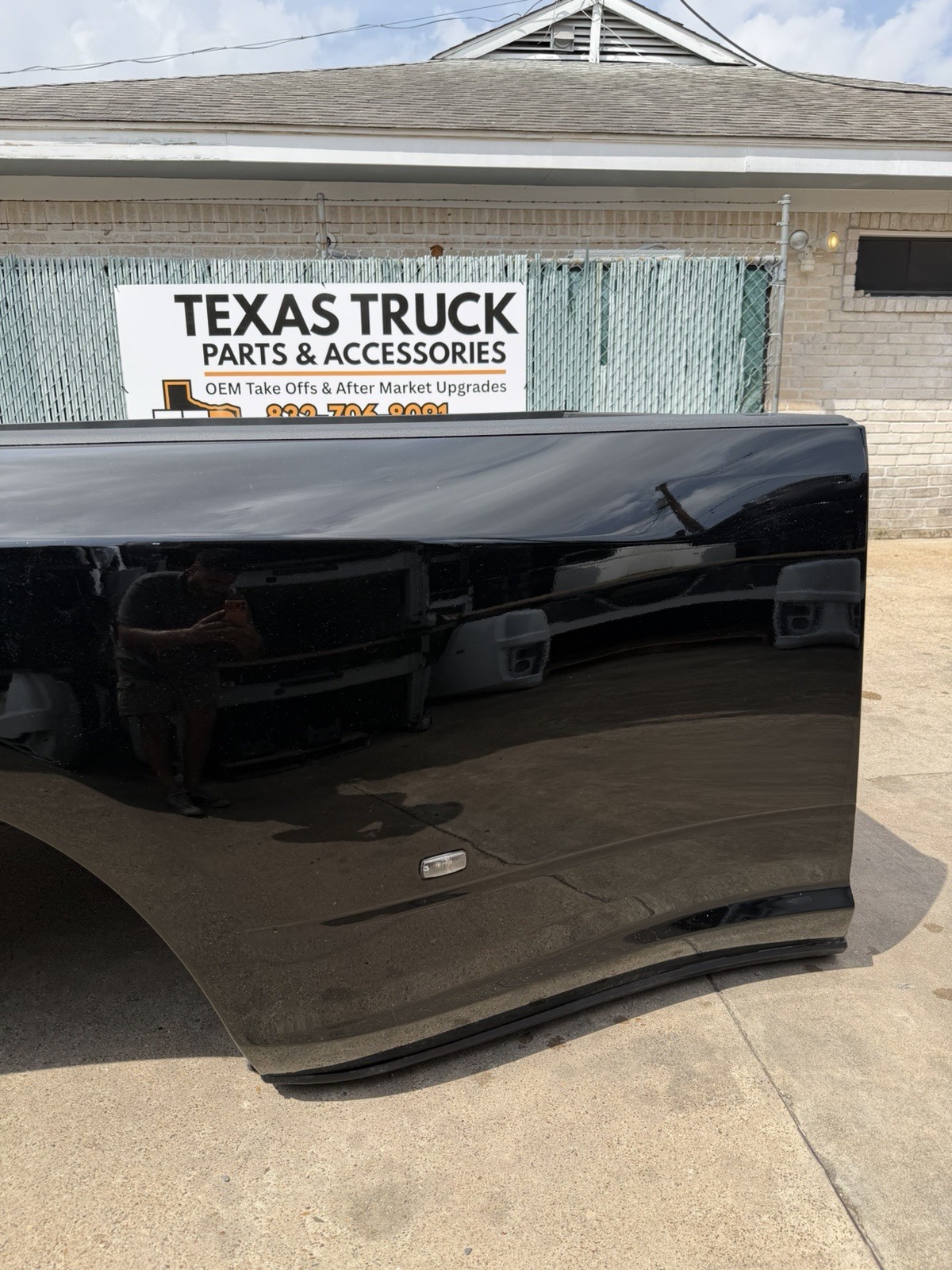 2019-2026 Ram 3500 Dually Bed 8FT OEM Diamond Black DRW Take Off Bed Only - Image 6