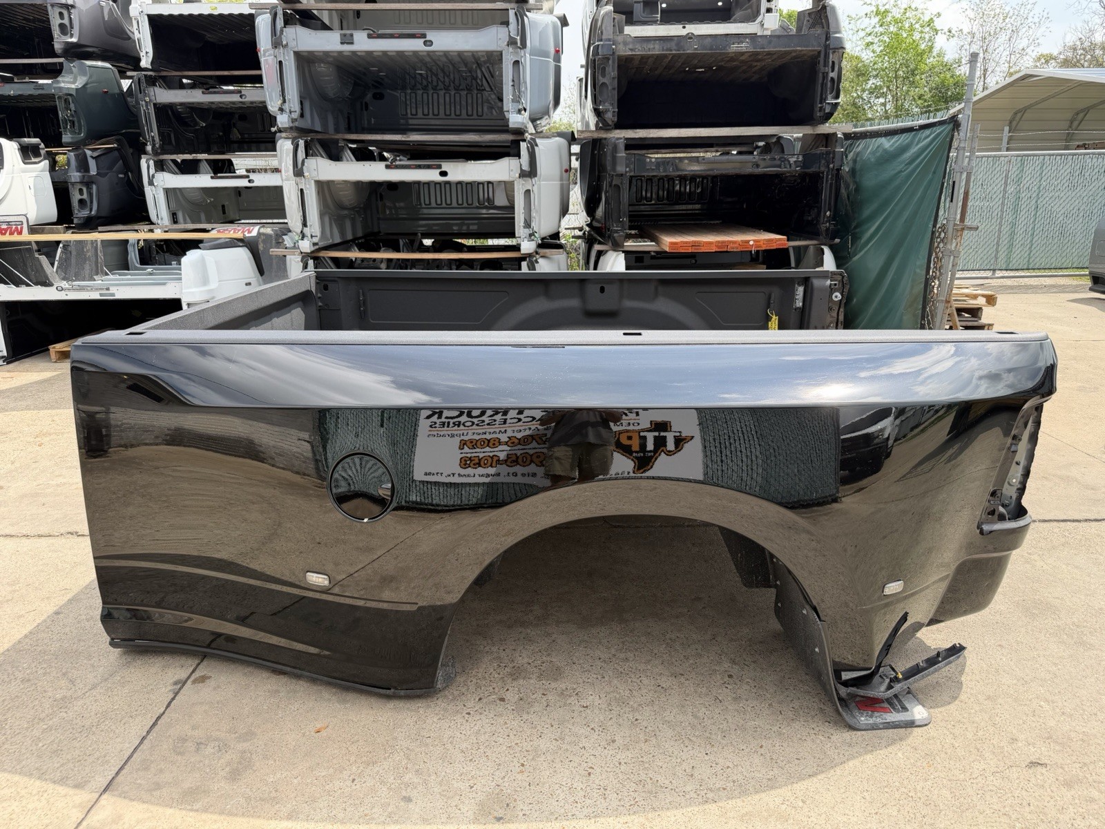 2019-2026 Ram 3500 Dually Bed 8FT OEM Diamond Black DRW Take Off Bed Only - Image 11