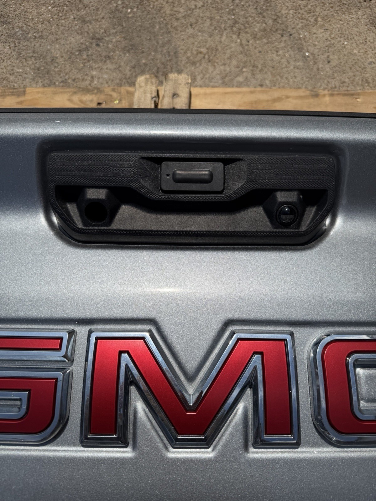 2020-2026 GMC Sierra 2500 3500 Factory Tailgate Sterling Metallic OEM - Image 12