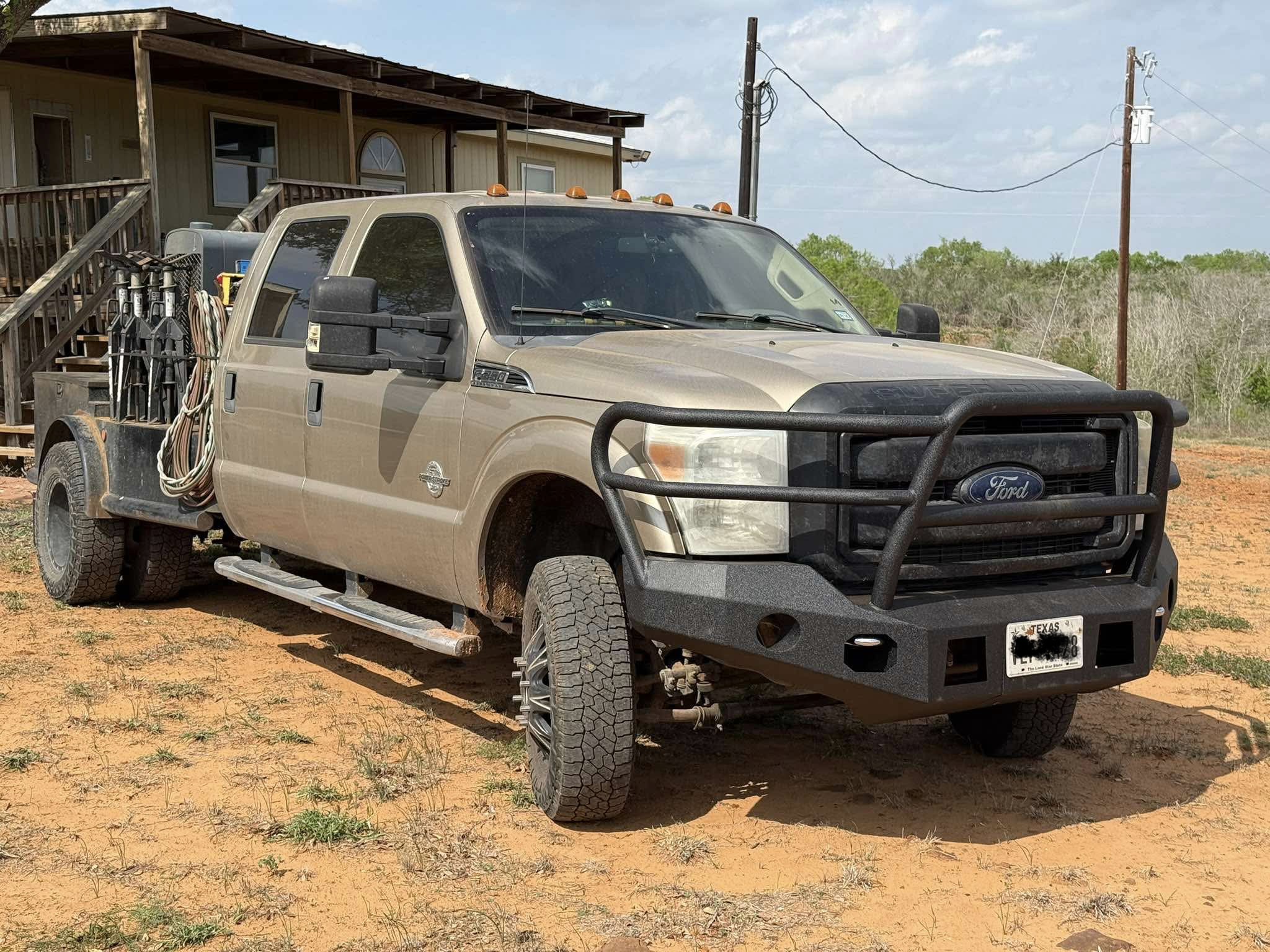 Tough Country Evolution aftermarket front replacement bumper on 2016 Ford F250 work truck