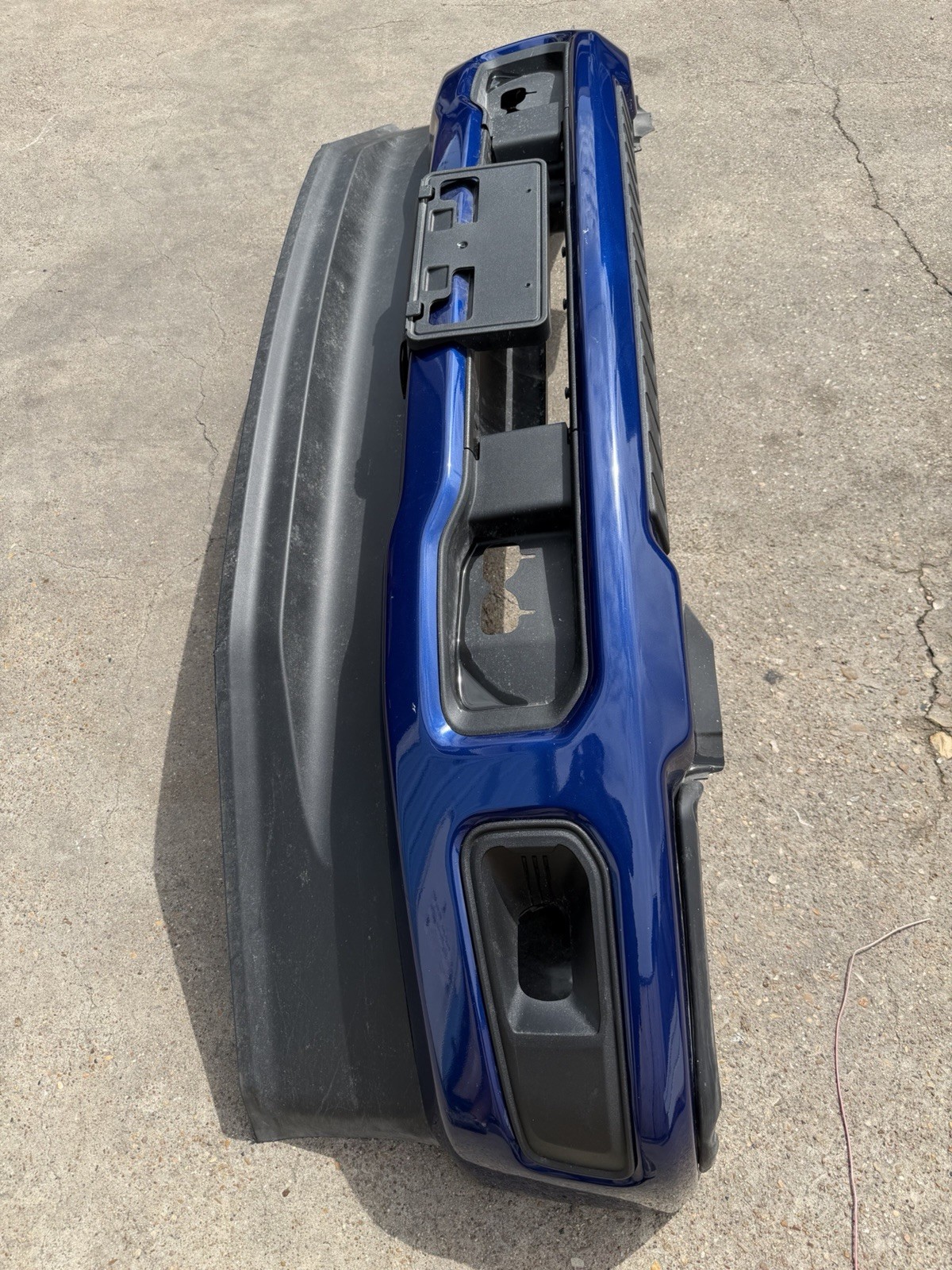 2023-2026 Ford F250 F350 Factory Front Bumper Argon Blue w/ Fog Light OEM - Image 6
