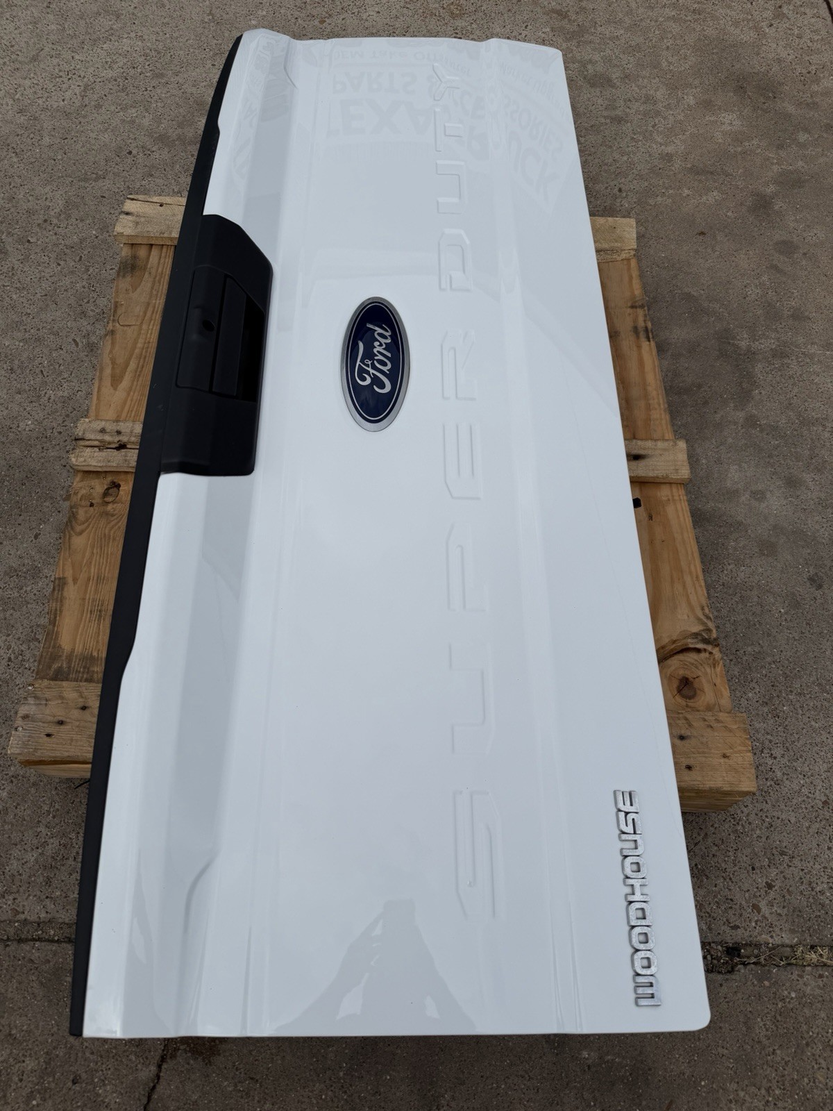 2023-2026 Ford F250 F350 Factory Tailgate Oxford White NO STEP Camera Hole - Image 3