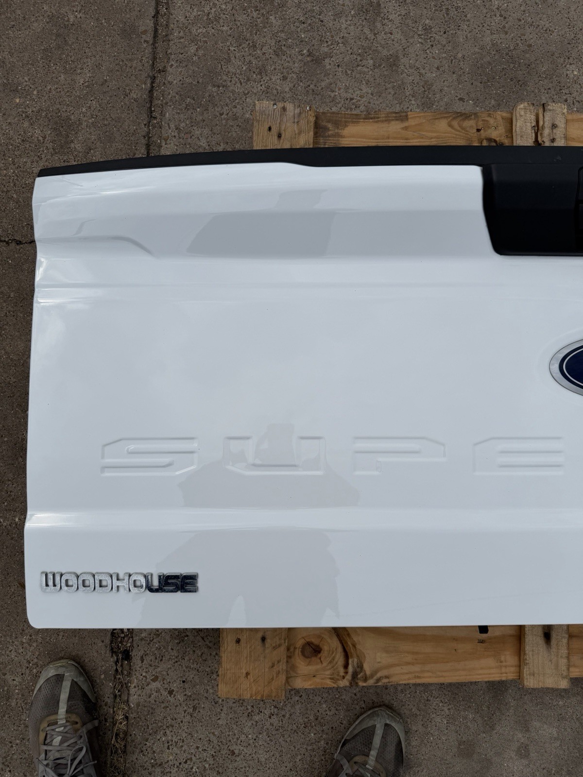 2023-2026 Ford F250 F350 Factory Tailgate Oxford White NO STEP Camera Hole - Image 7