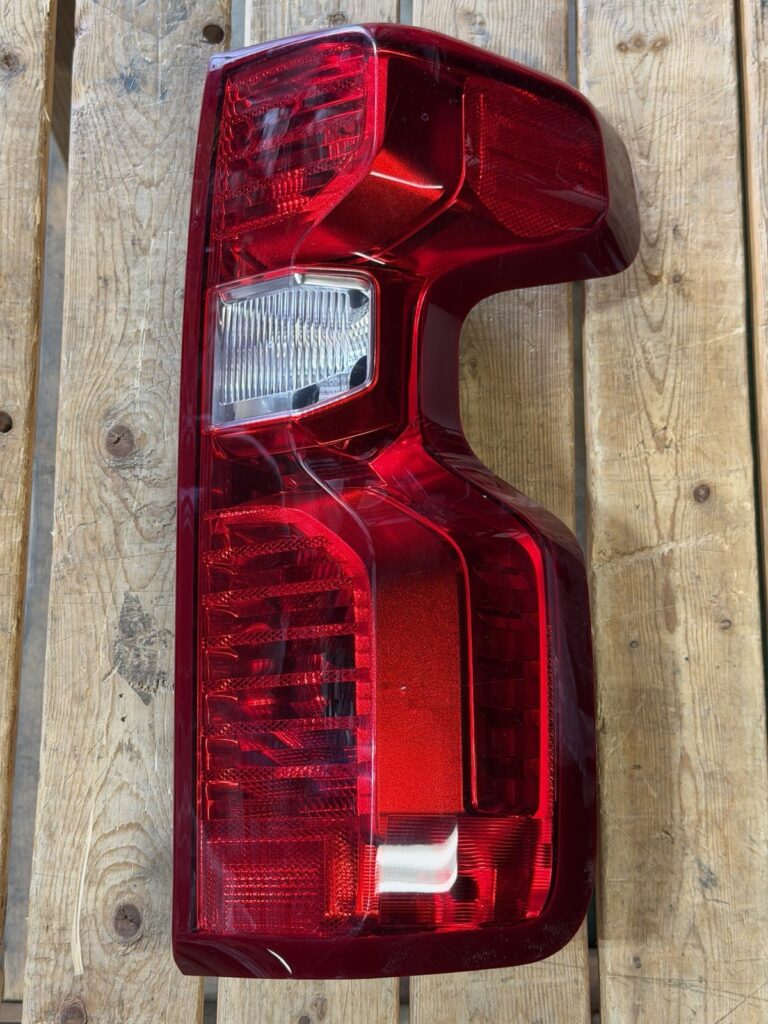 2020-2023 Chevy Silverado 2500 3500 Tail Light