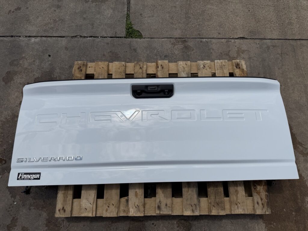2020-2026 Chevy Silverado 2500 3500 Tailgate