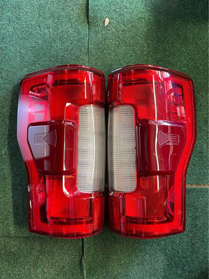 2017-2019 Ford Super Duty LED tail light with BLIS module