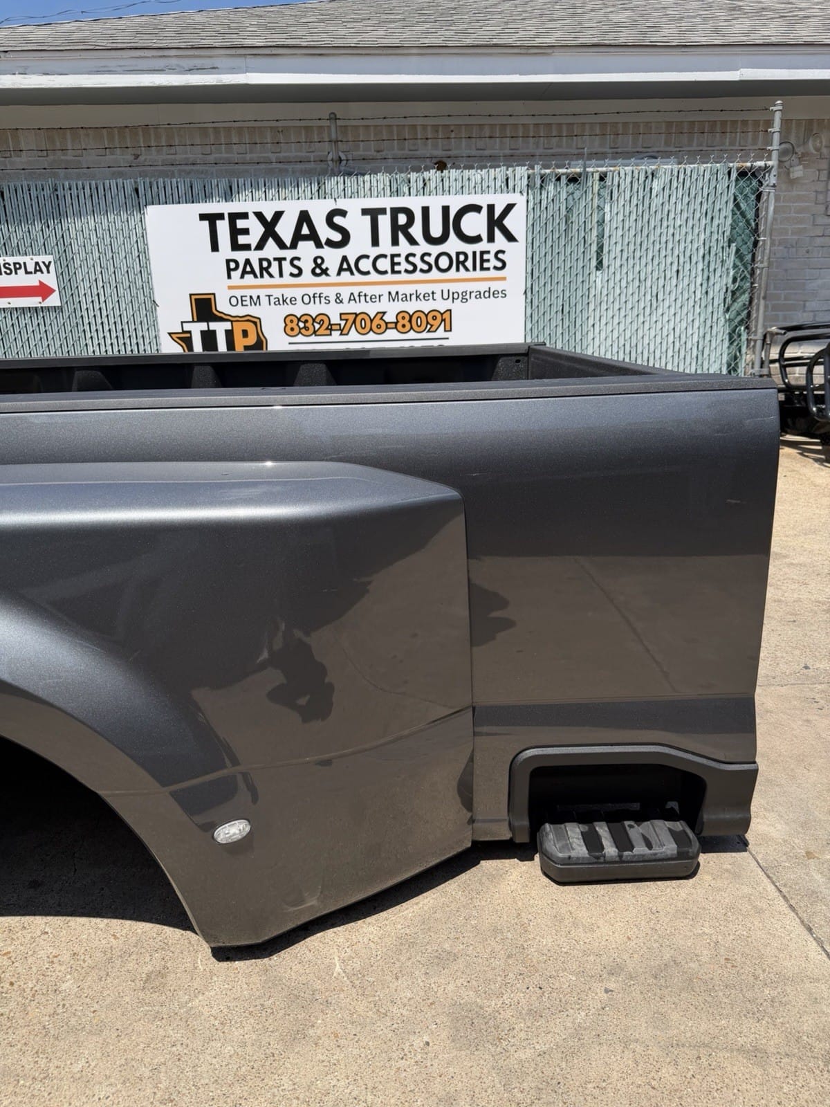 Ford F350 dually bed — top view