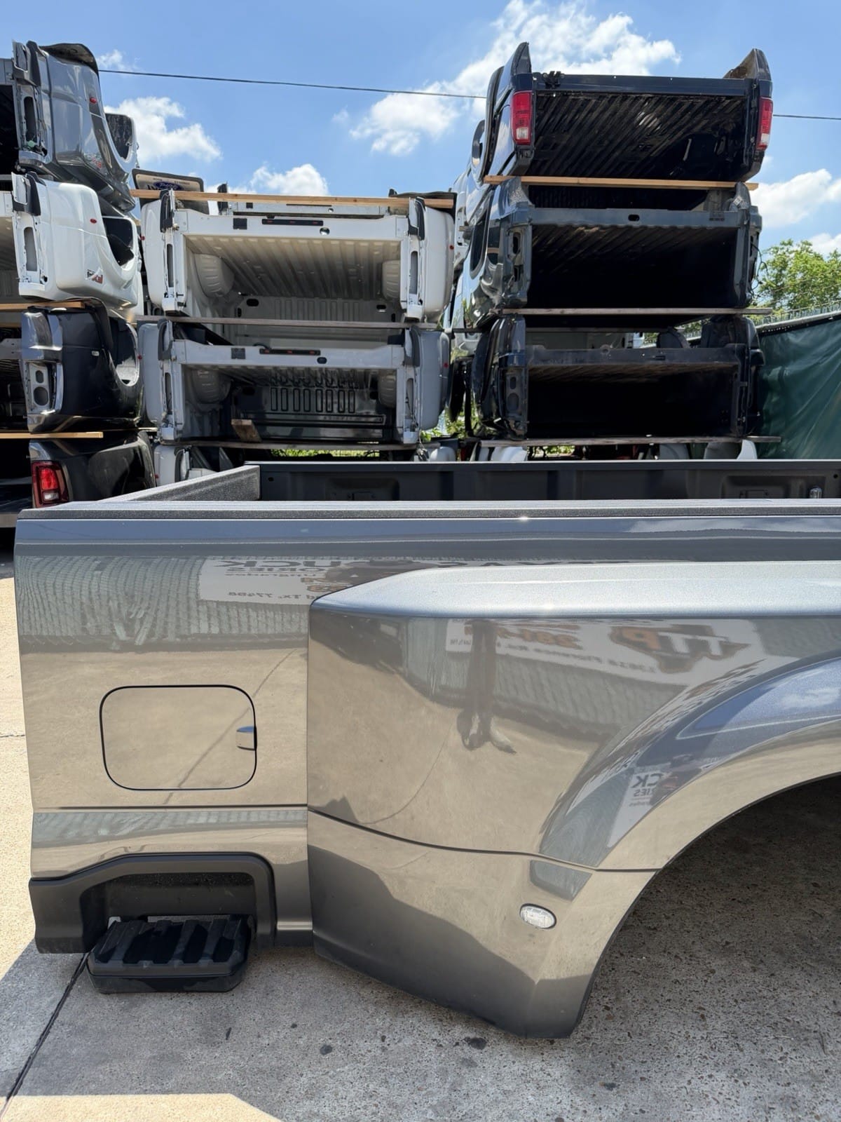 Ford F350 dually bed — photo 11