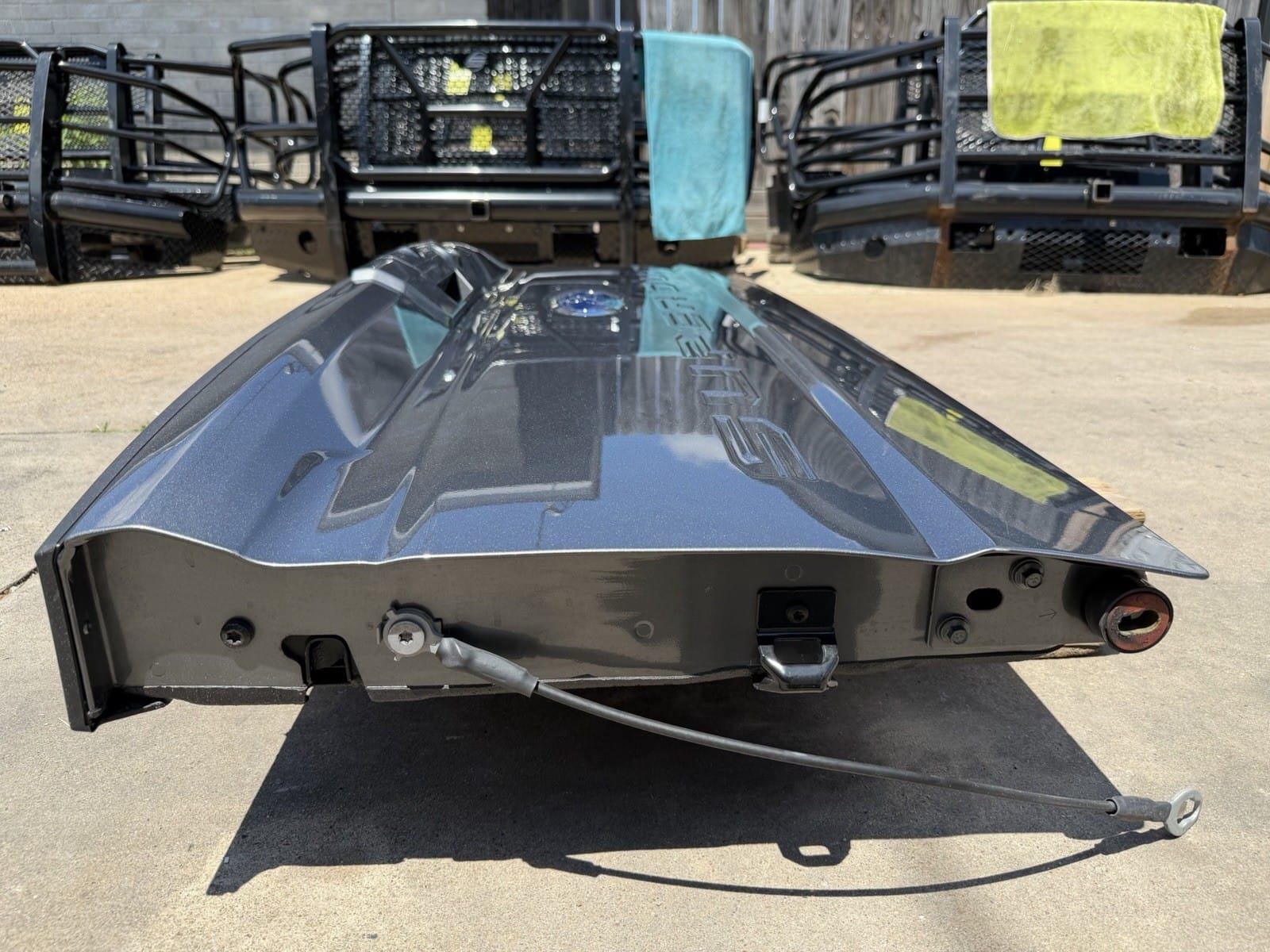 Ford F250 tailgate — angle view