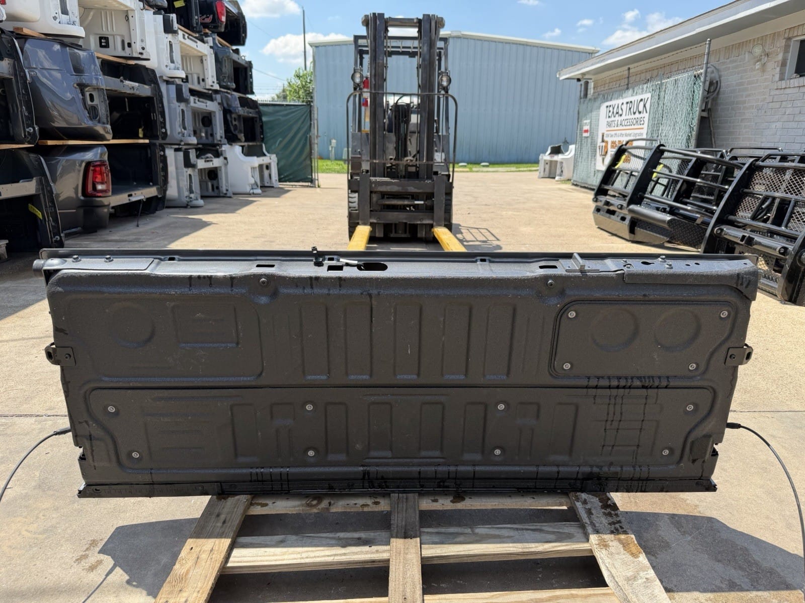Ford F250 tailgate — photo 12