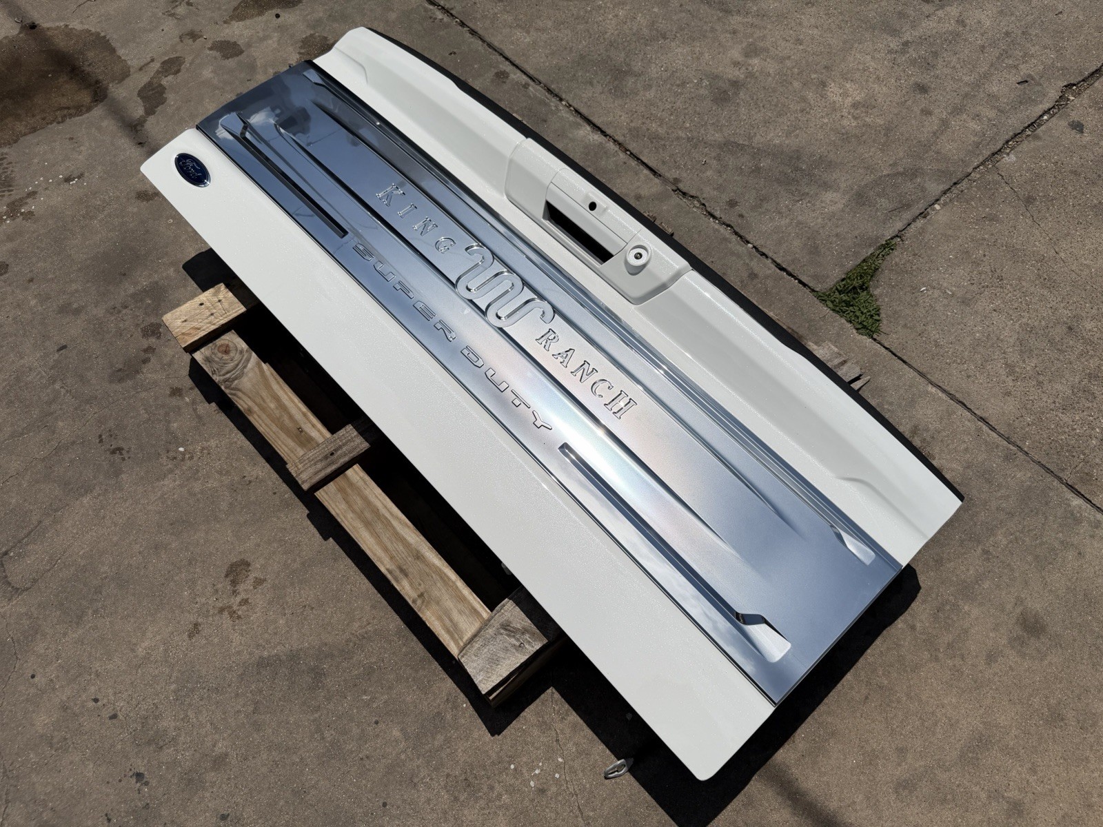 2023-2026 Ford F250 F350 F450 Tailgate