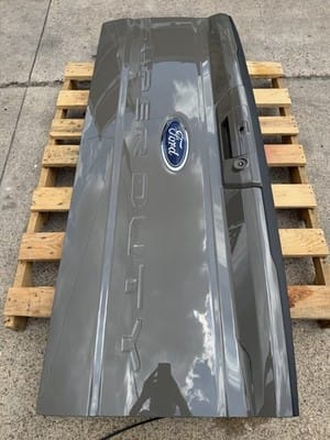 2023-2026 Ford F250 F350 Factory Tailgate Marsh Grey w/ Step & Camera Hole OEM - photo 10