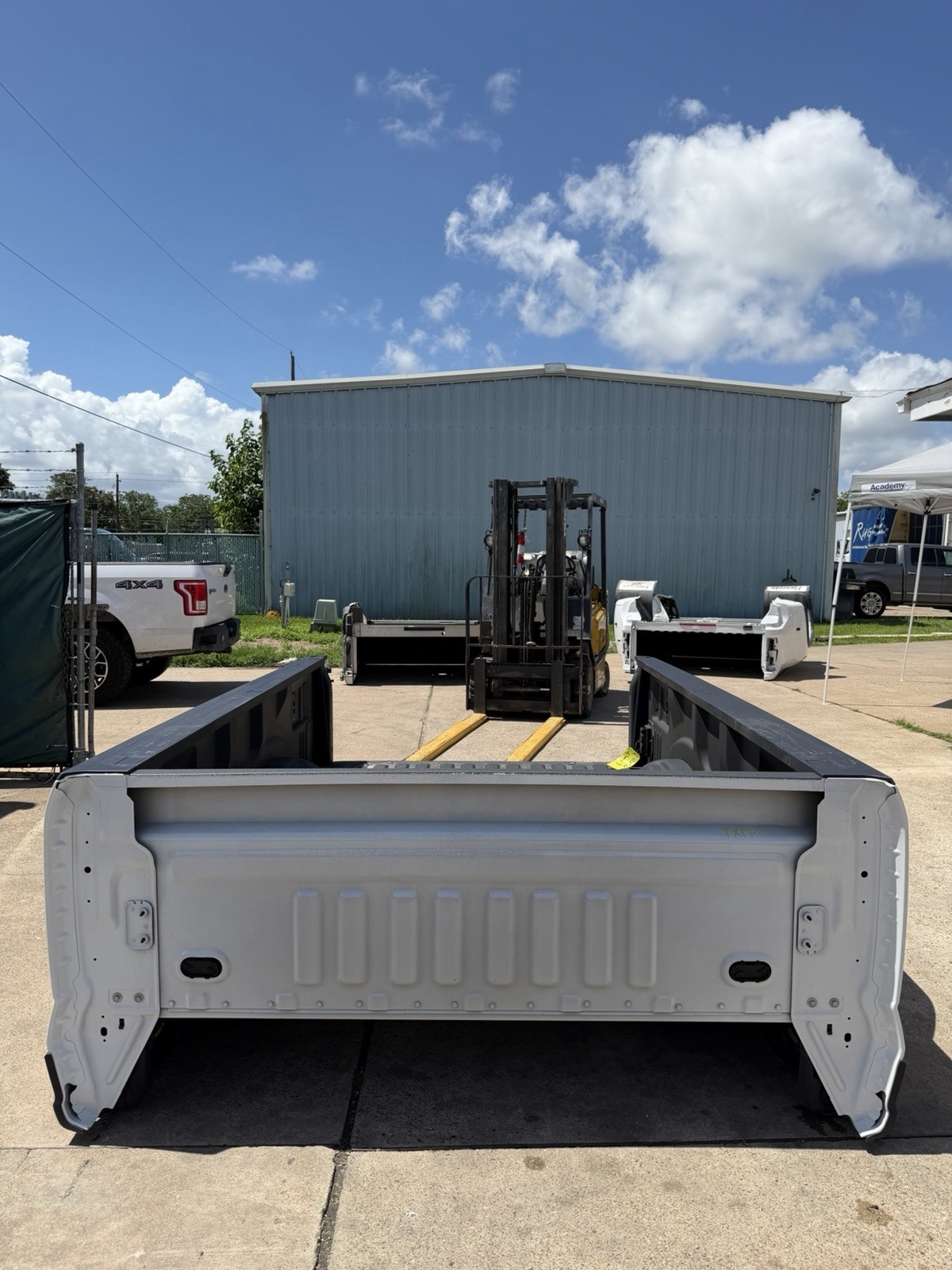 Ford F350 truck bed