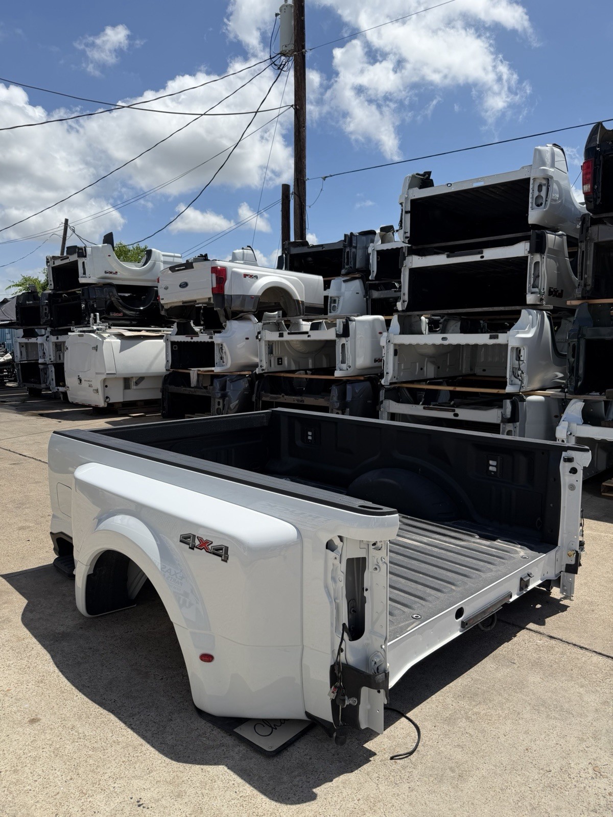 Ford F350 truck bed
