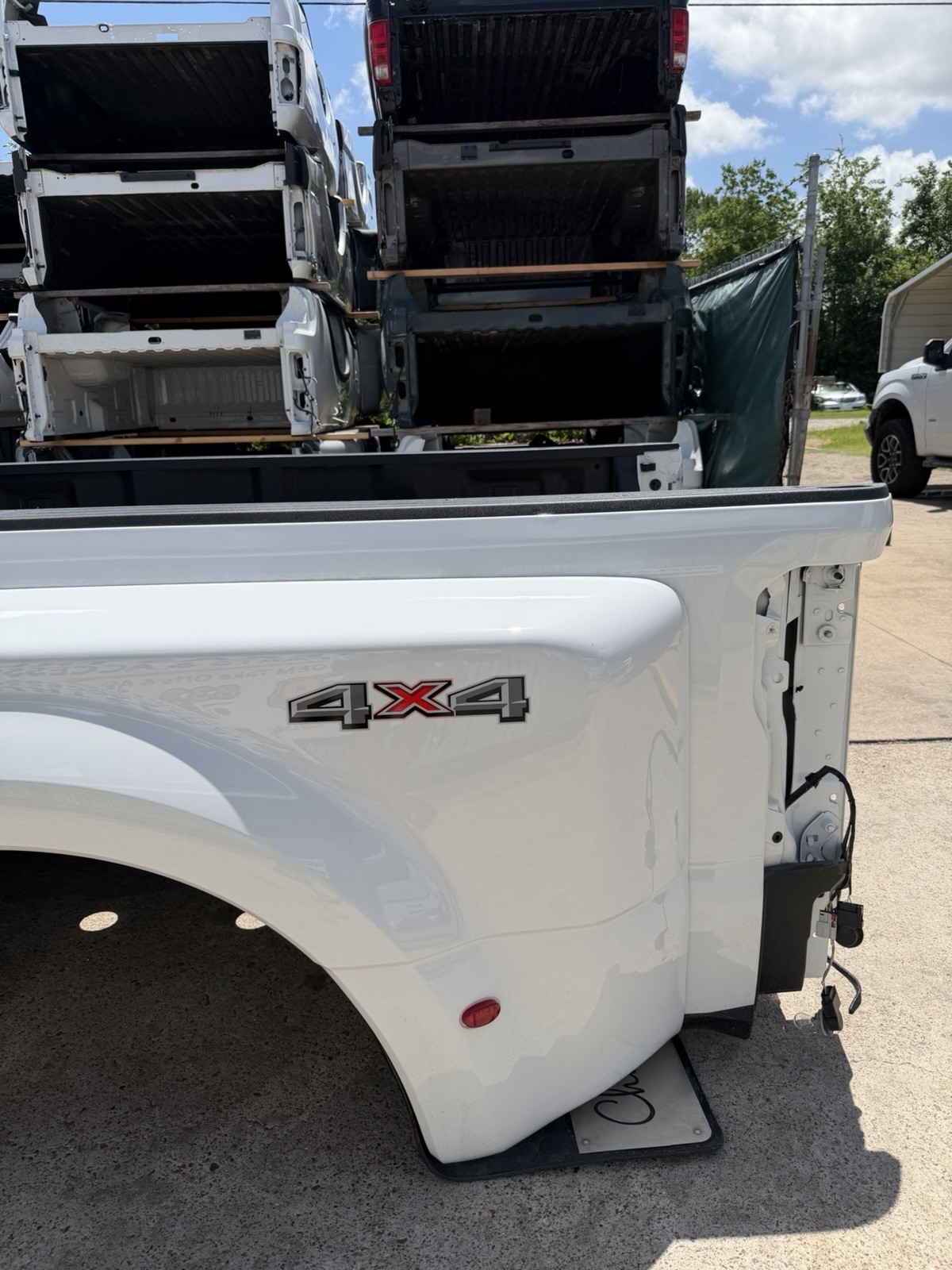Ford F350 truck bed