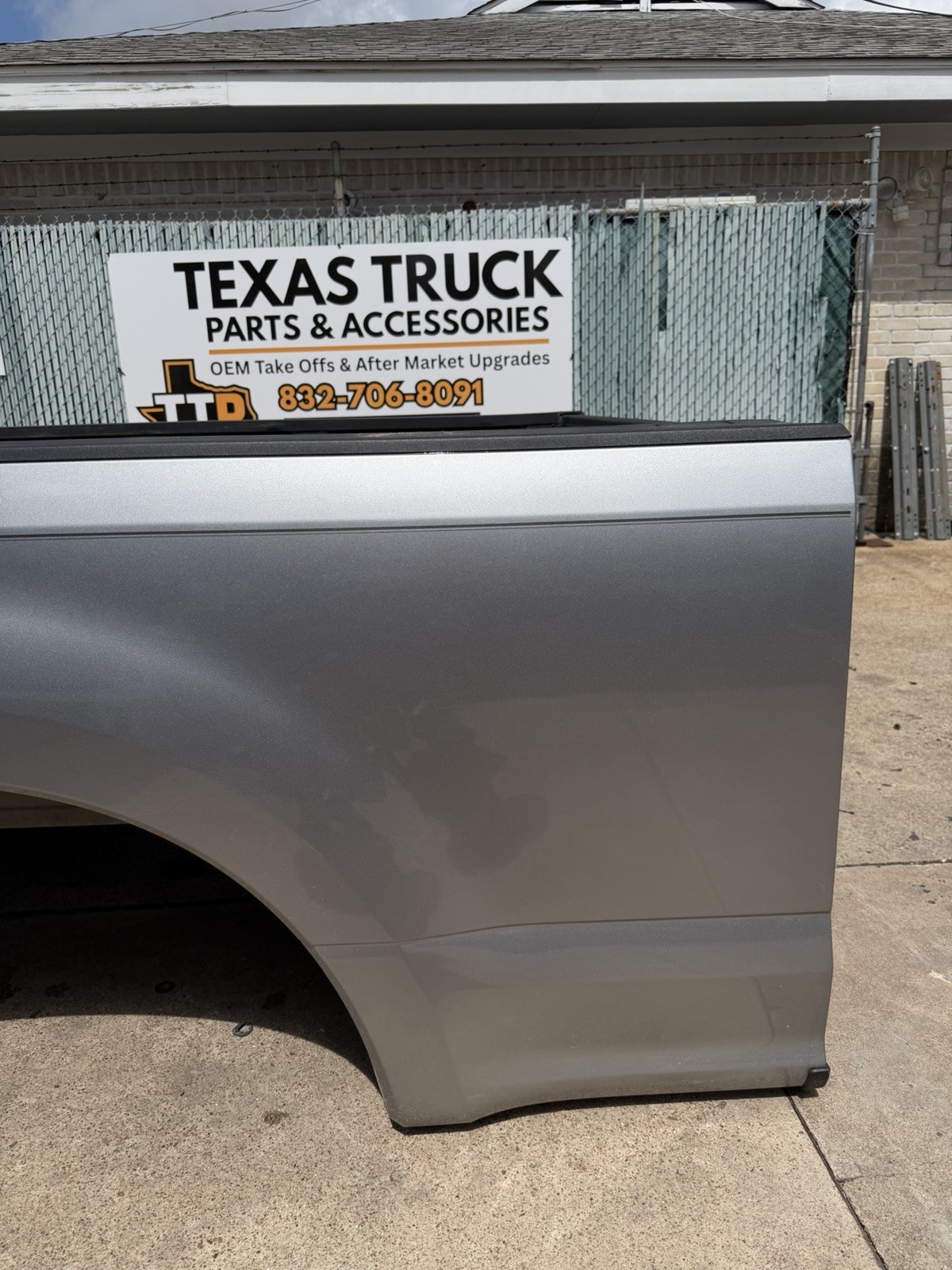 Ford F250 truck bed