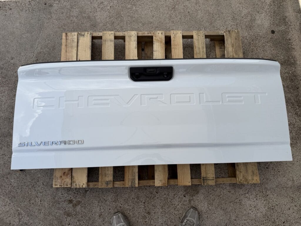 Chevy Silverado tailgate