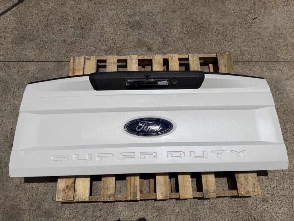 Ford F250 tailgate