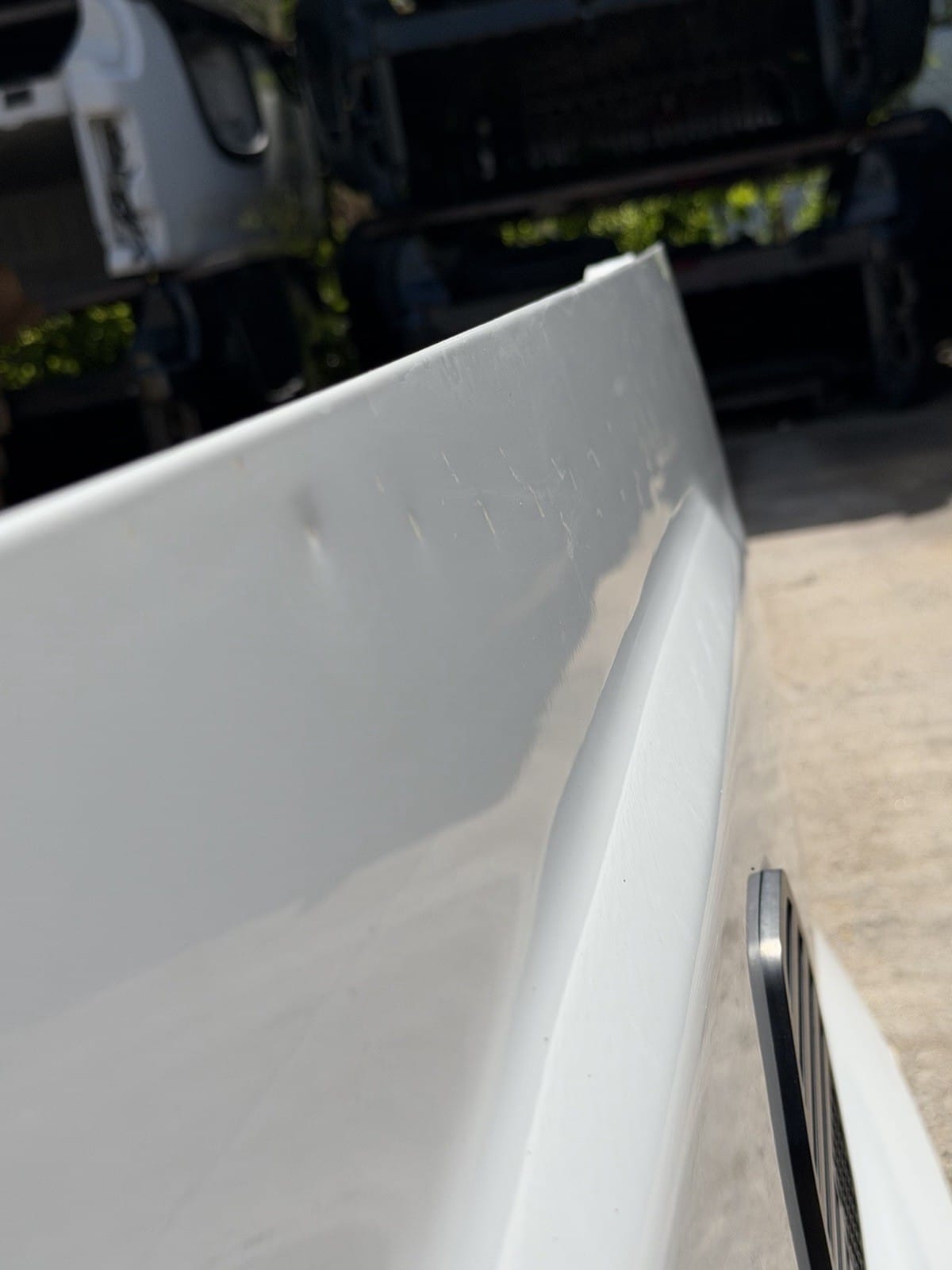 2019-2026 Ram 2500/3500 Bright White Tailgate