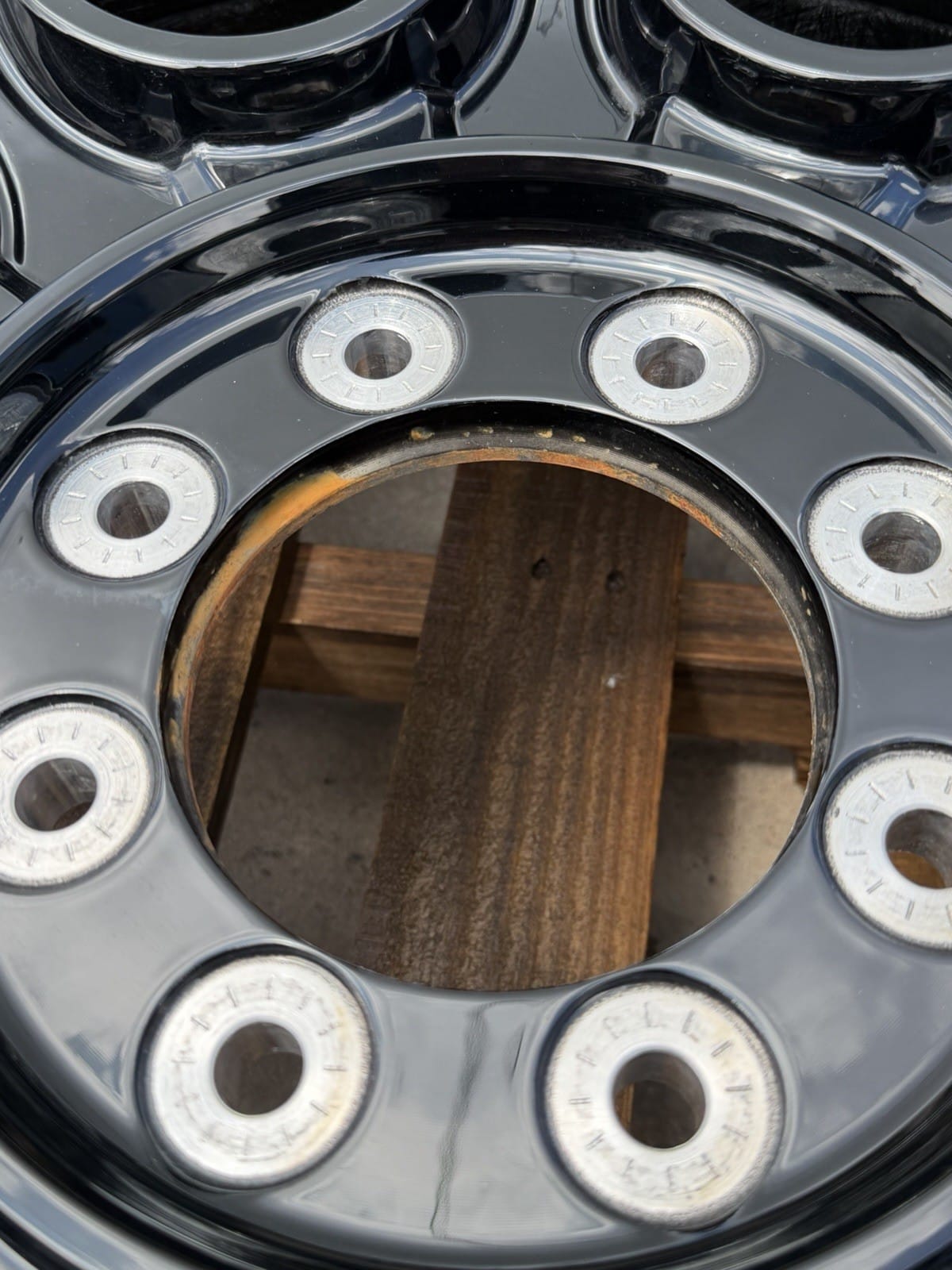 Ford F250/F350 20"x8 OEM Wheel Set