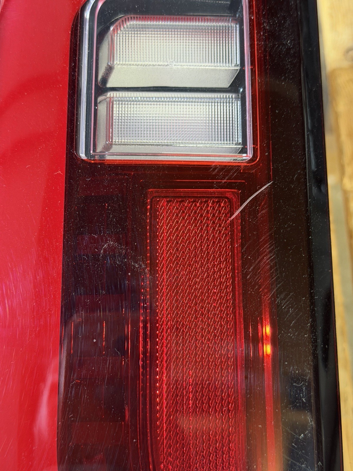GMC 2500/3500 Tail Light