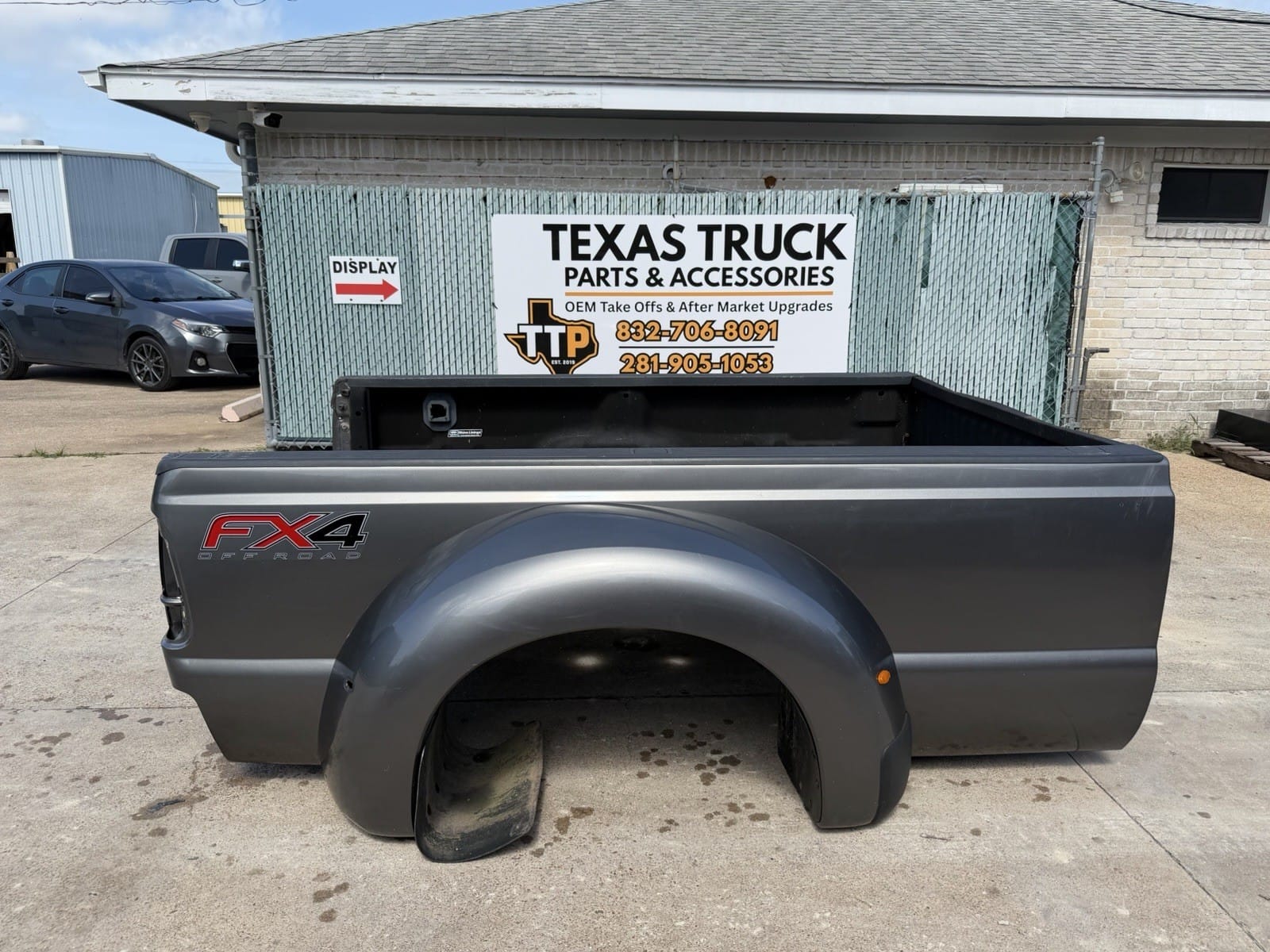 2011-2016 Ford F350/F450 Magnetic Grey Truck Bed