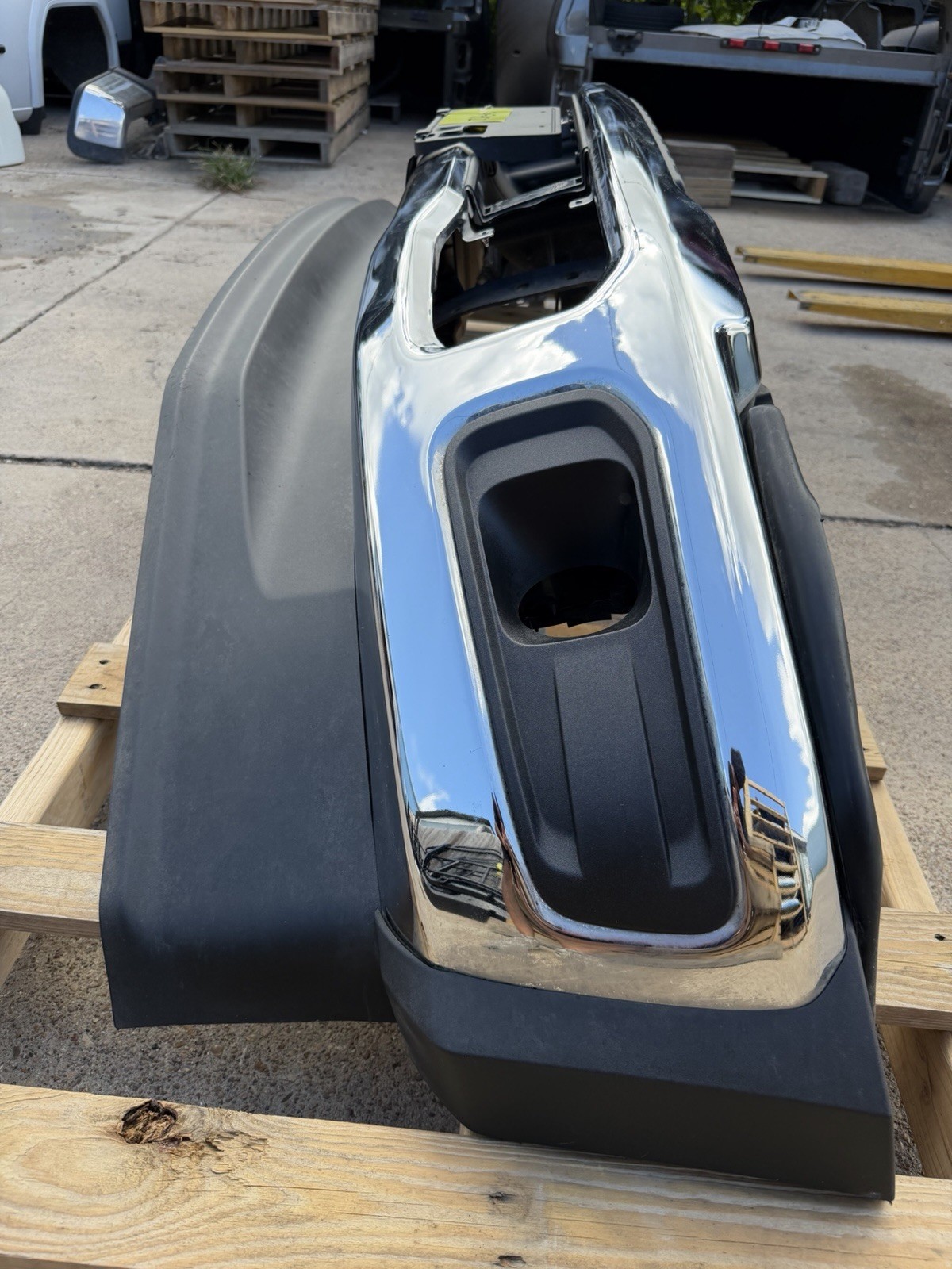 Ford F450/F550 Front Bumper at Texas Truck Parts