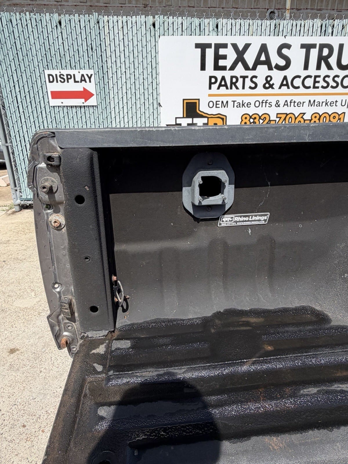 Magnetic Grey Ford F350/F450 Truck Bed