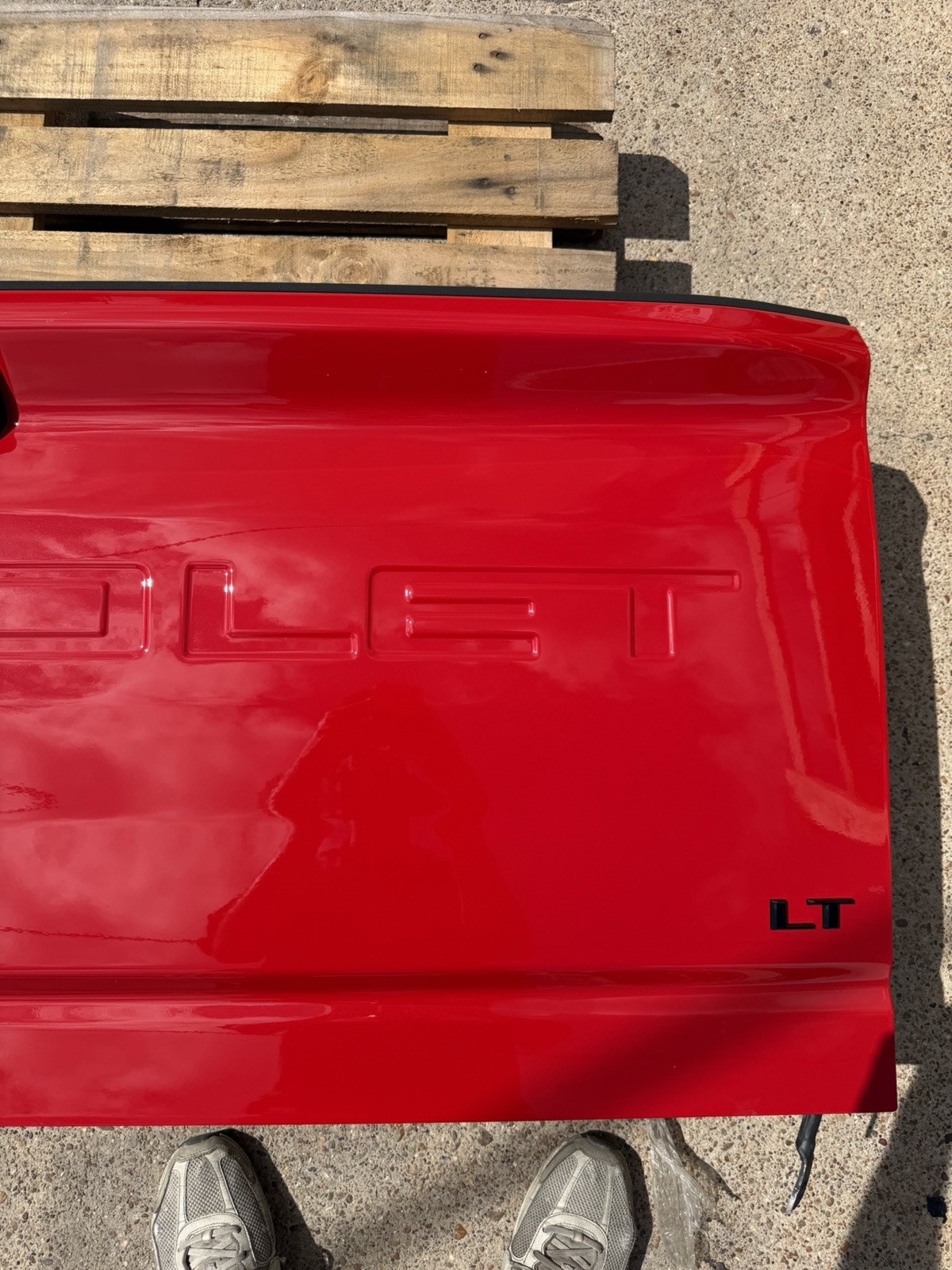Red Hot Chevy 2500/3500 Tailgate