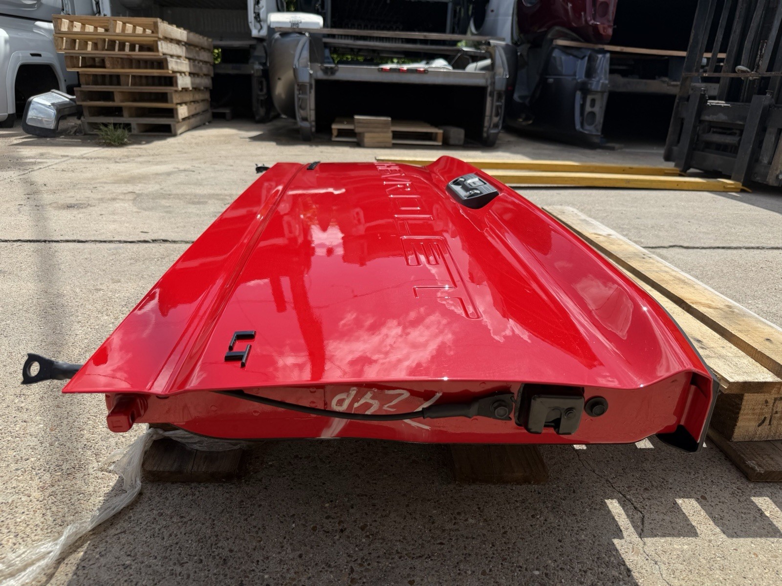 Chevy 2500/3500 Tailgate at Texas Truck Parts