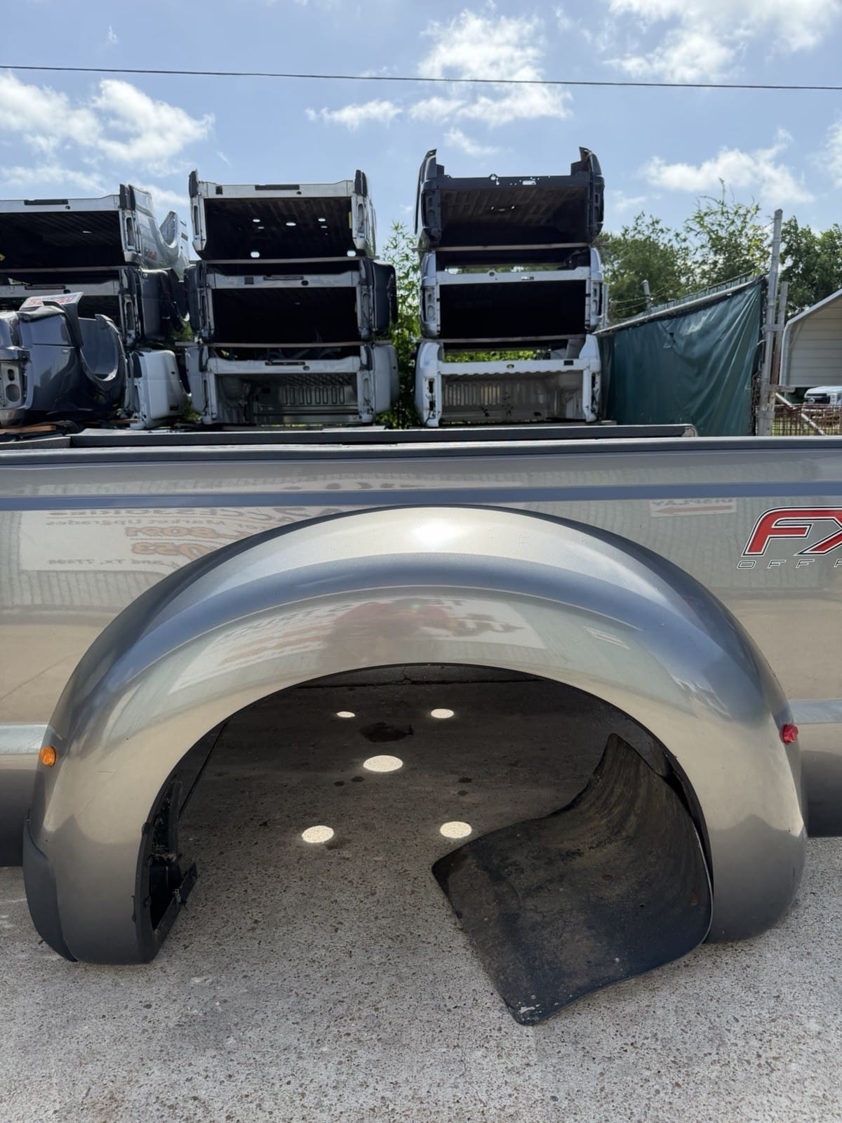 Magnetic Grey Ford F350/F450 Truck Bed