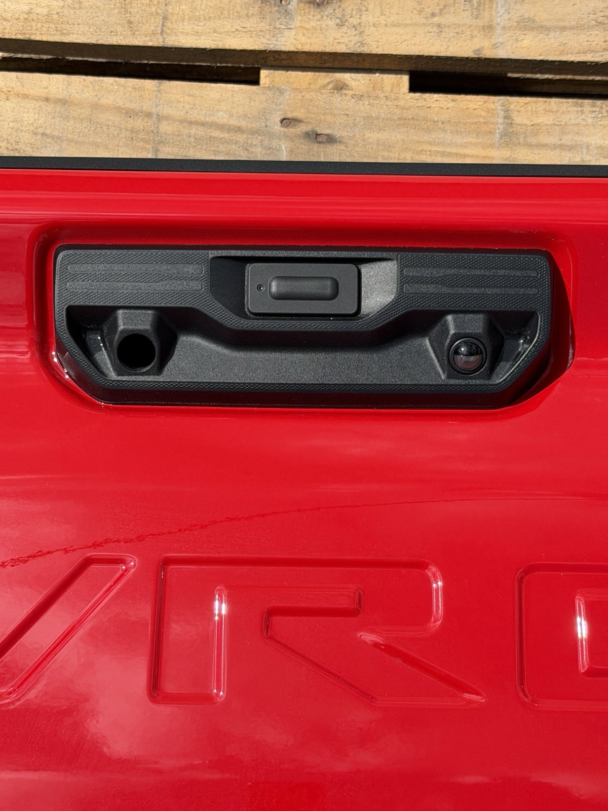 2020-2026 Chevy 2500/3500 Tailgate — OEM take-off