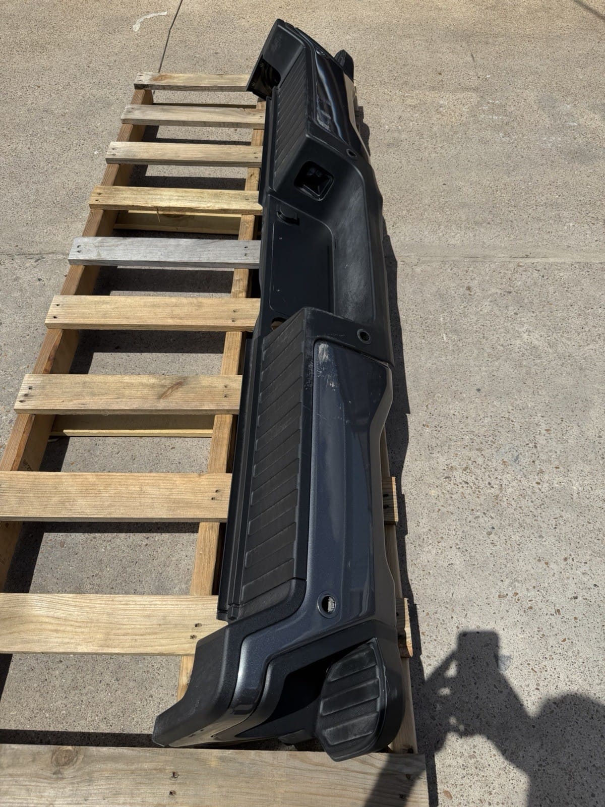 2023-2026 Ford F250/F350 Rear Bumper — OEM take-off
