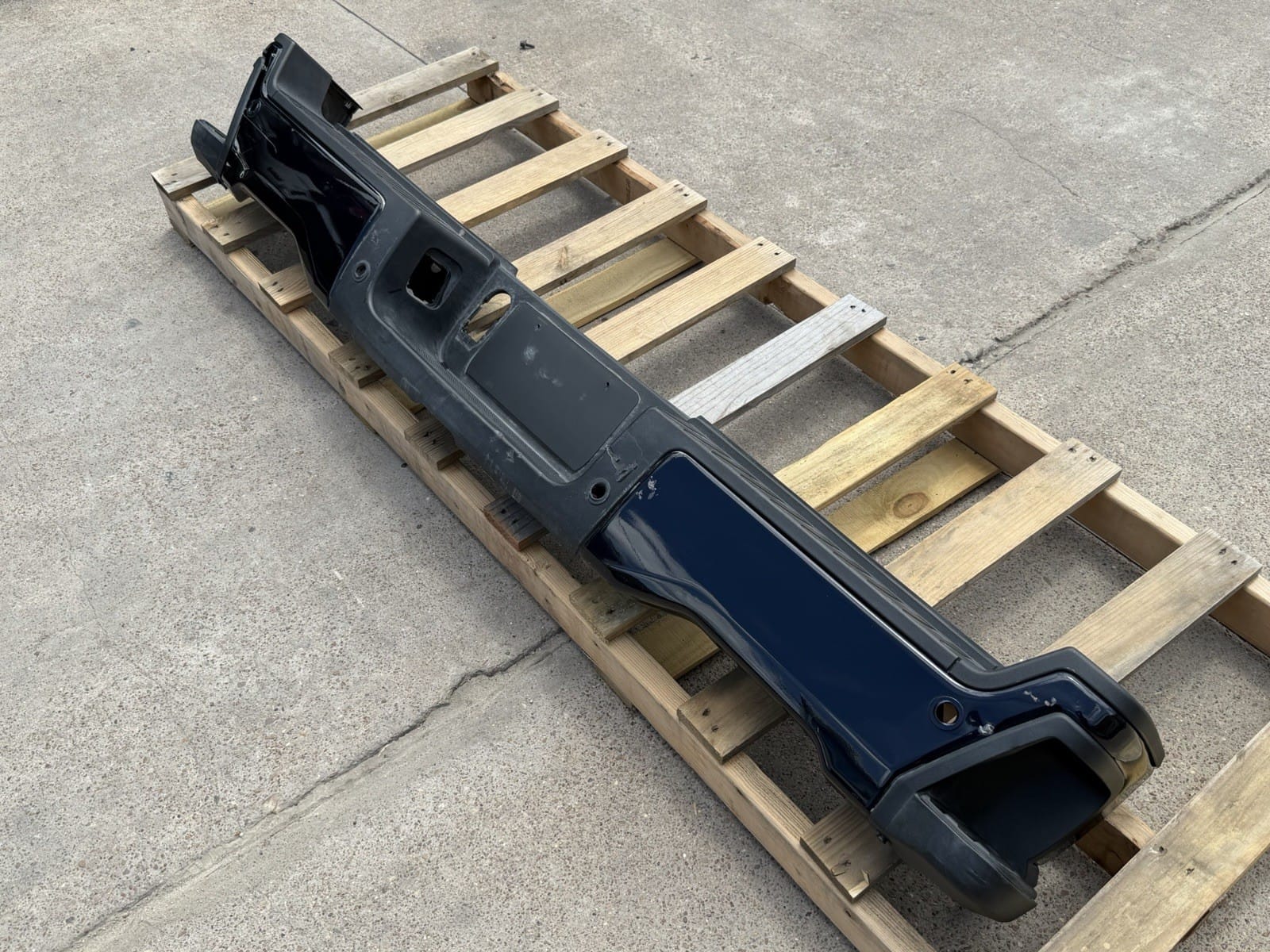 2023-2026 Ford F250/F350 Rear Bumper — OEM take-off