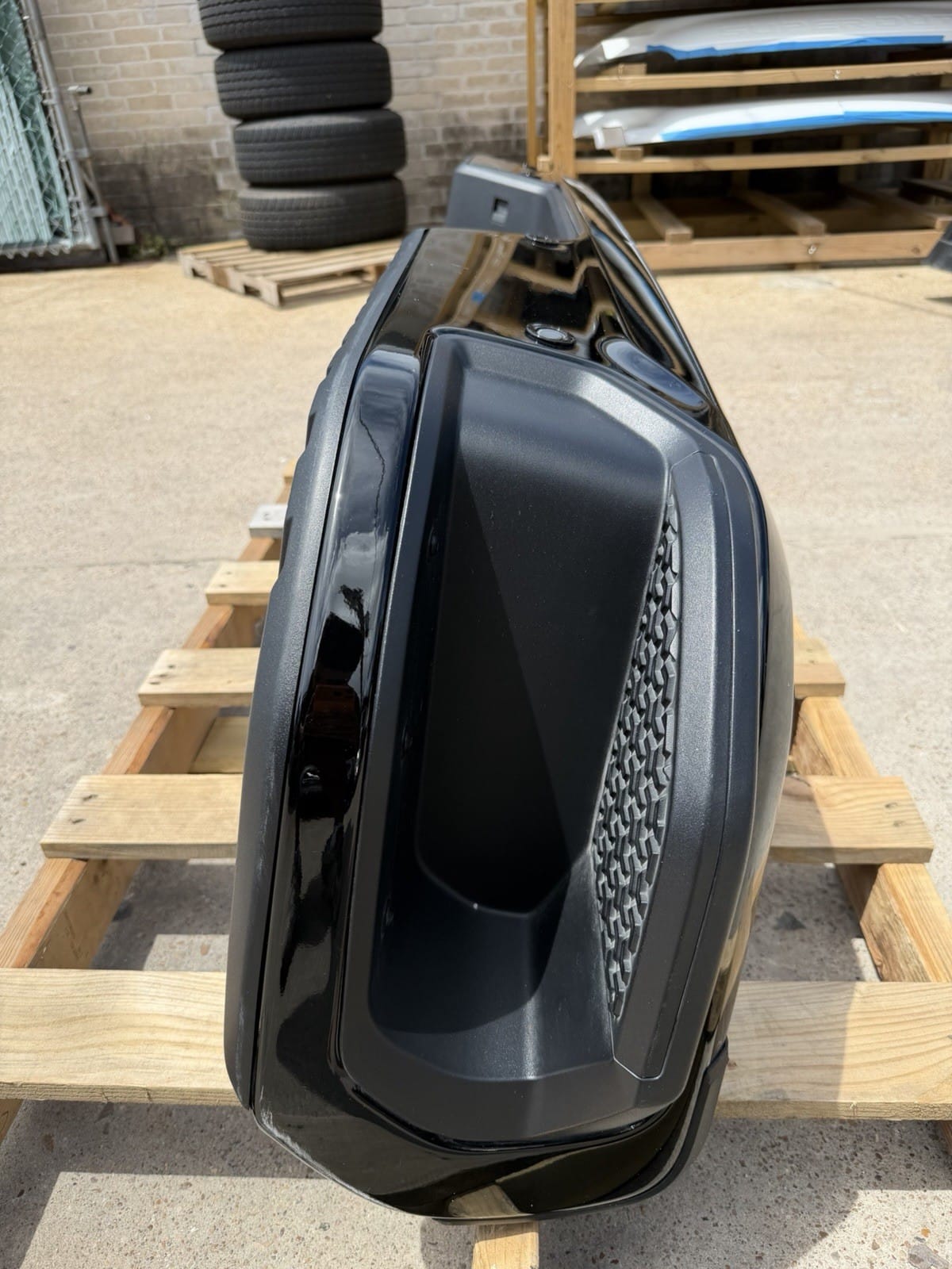 2020-2026 Chevy/GMC 2500/3500 Black Rear Bumper