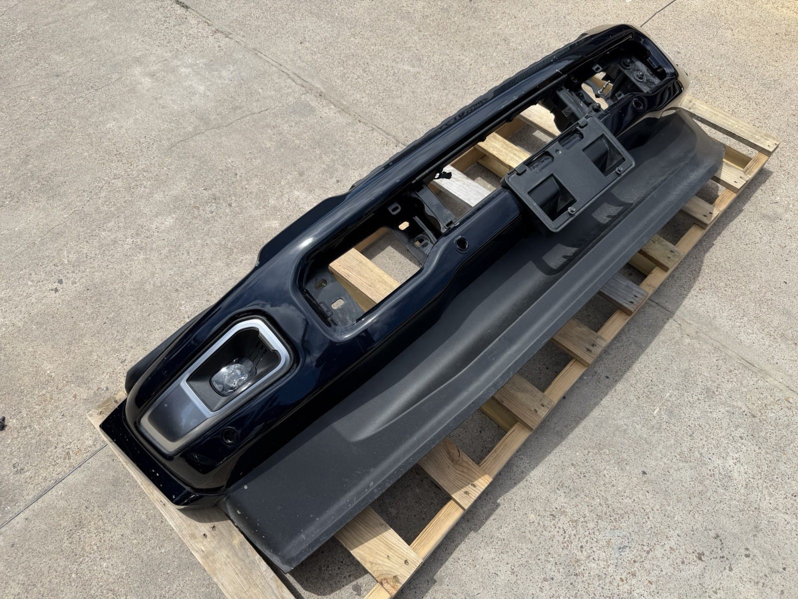 Ford F450/F550 Front Bumper
