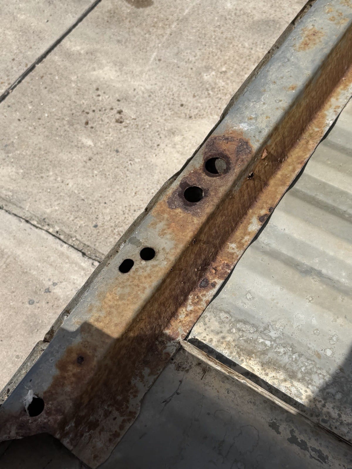 2011-2016 Ford F350/F450 Truck Bed — OEM take-off