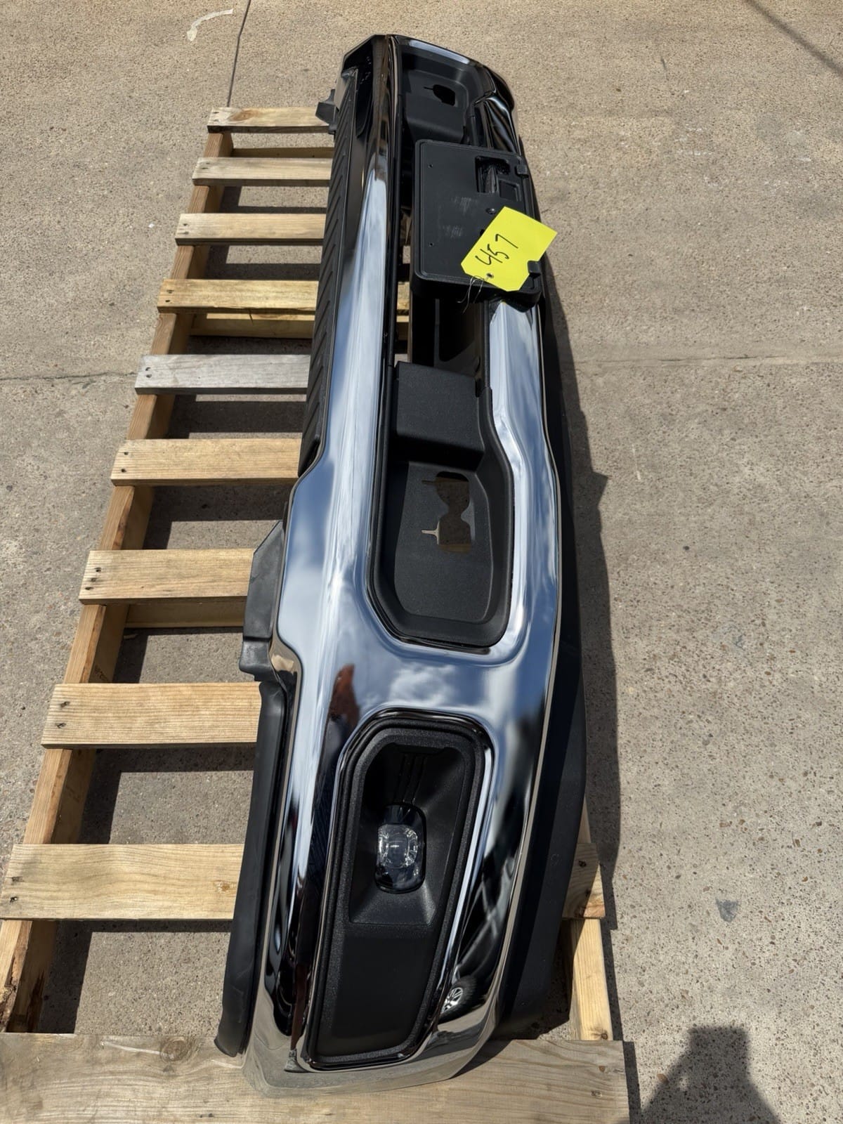 2023-2026 Ford F250/F350 Bumper — OEM take-off