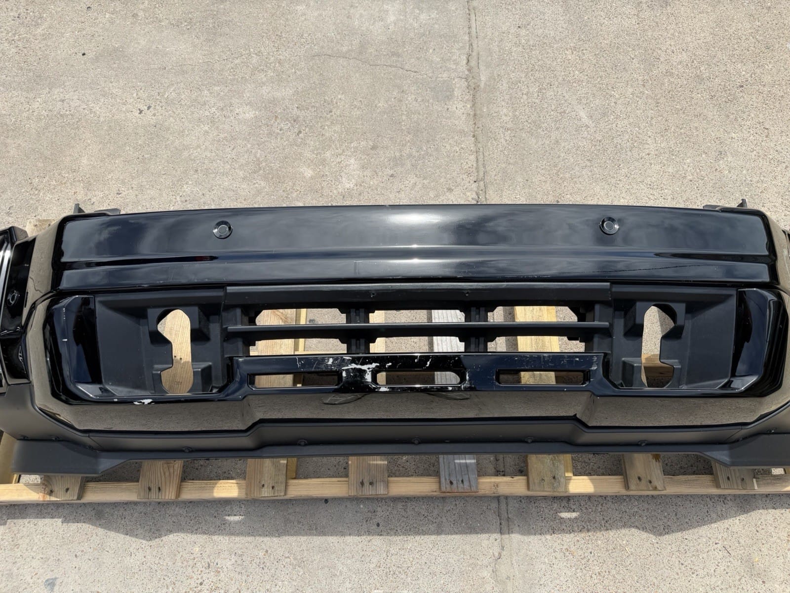 Black GMC 2500/3500 Front Bumper