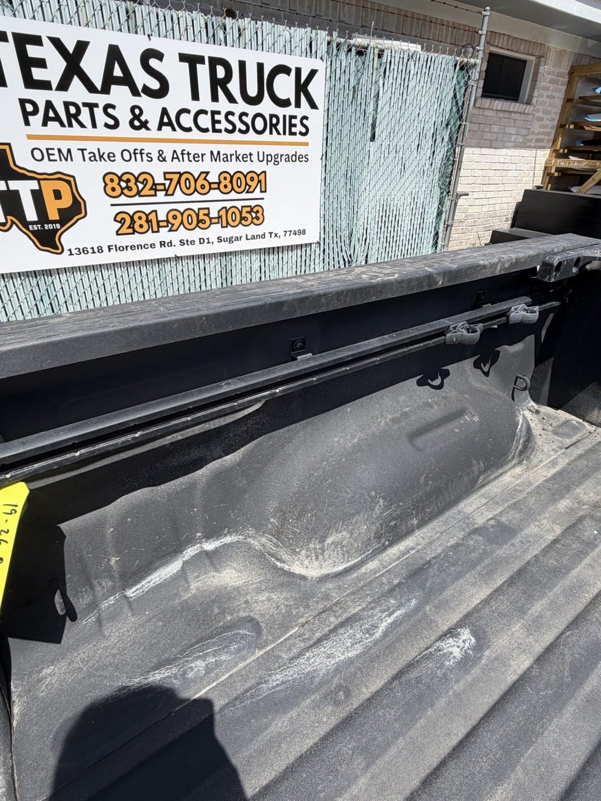 Pearl White Ram 1500 Truck Bed