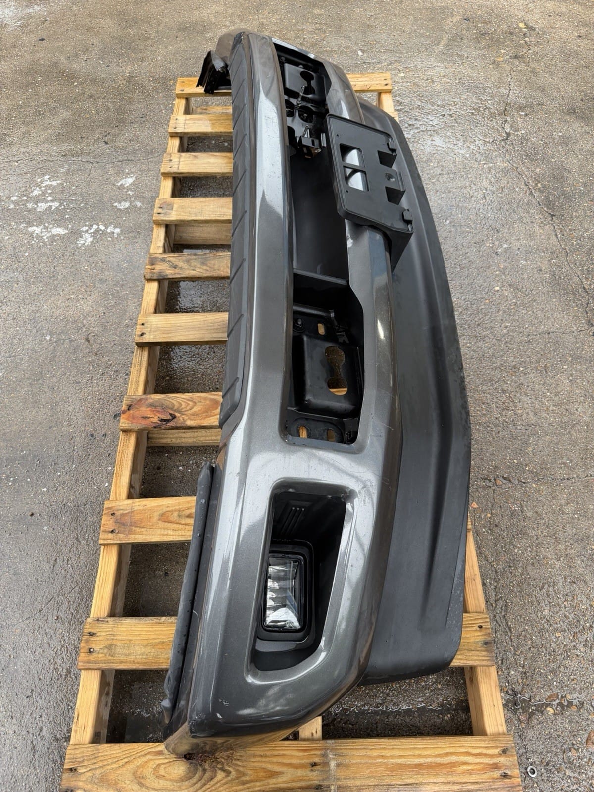 2017-2019 Ford F250/F350 Magnetic Grey Front Bumper