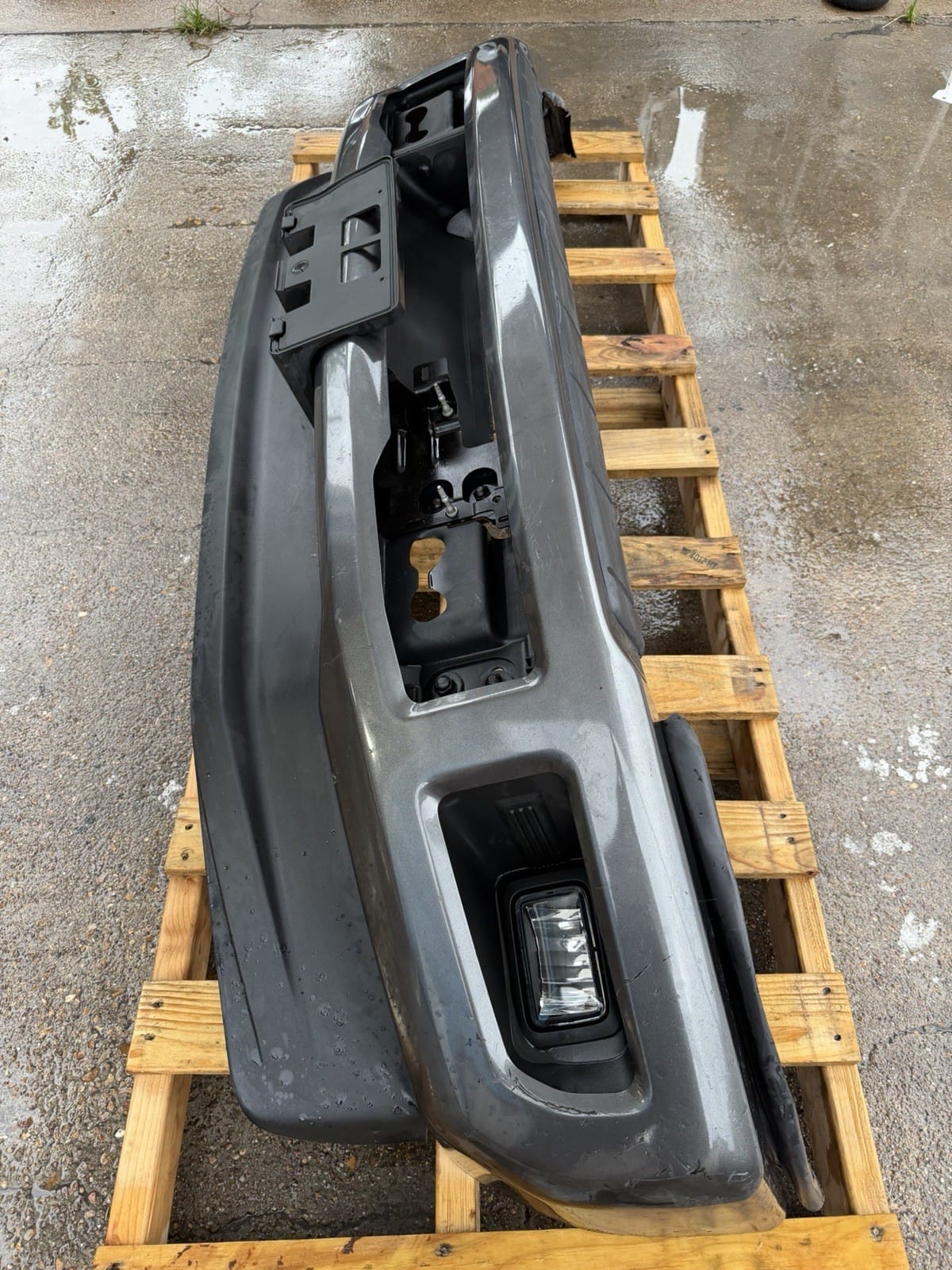 2017-2019 Ford F250/F350 Front Bumper — OEM take-off