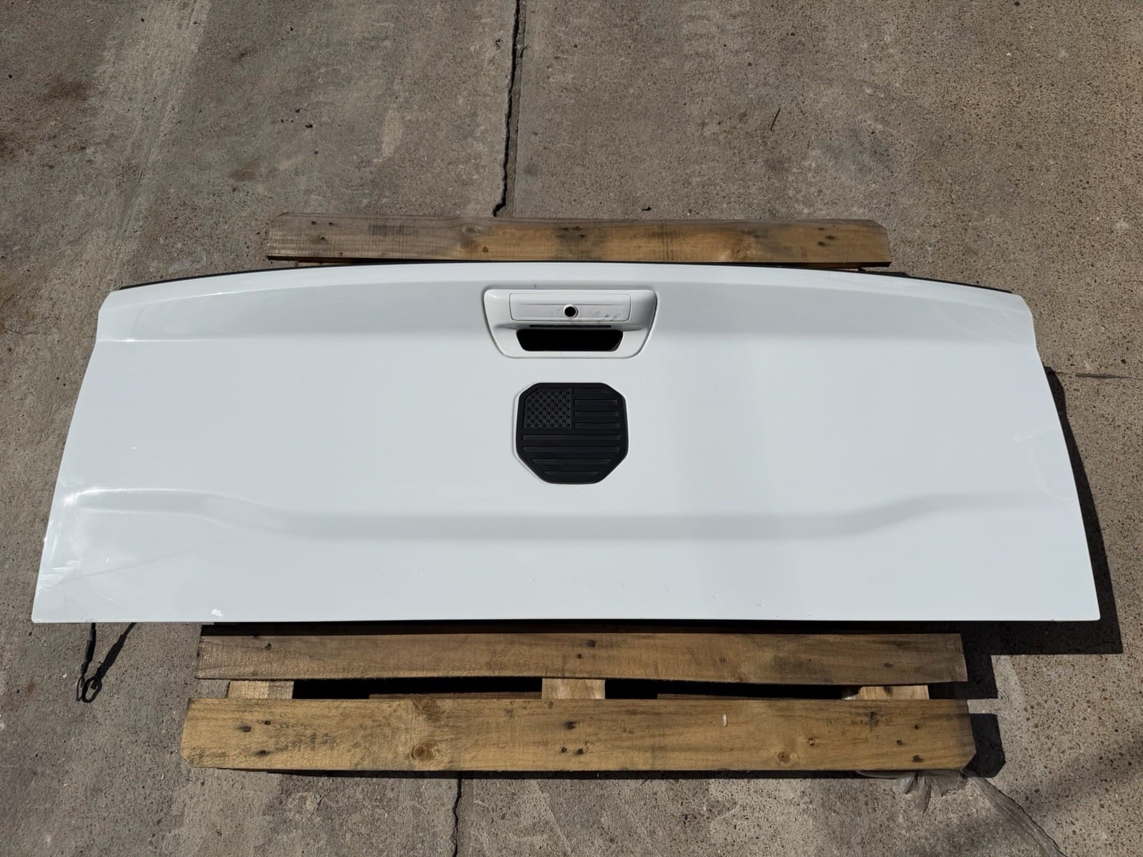 2019-2026 Ram 2500/3500 Bright White Tailgate
